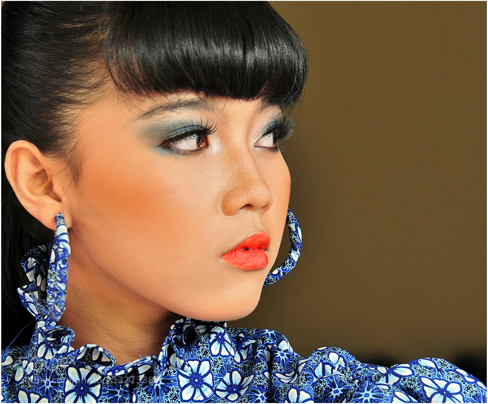 Nikon D300 sample photo. Red lips photography