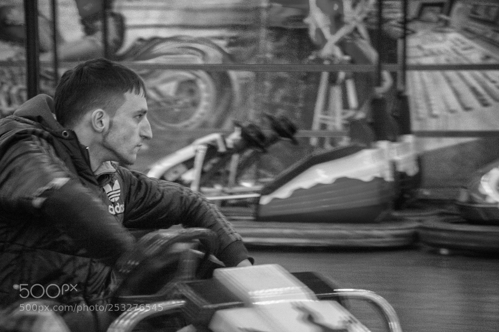 Nikon D5200 sample photo. Gent foor photography