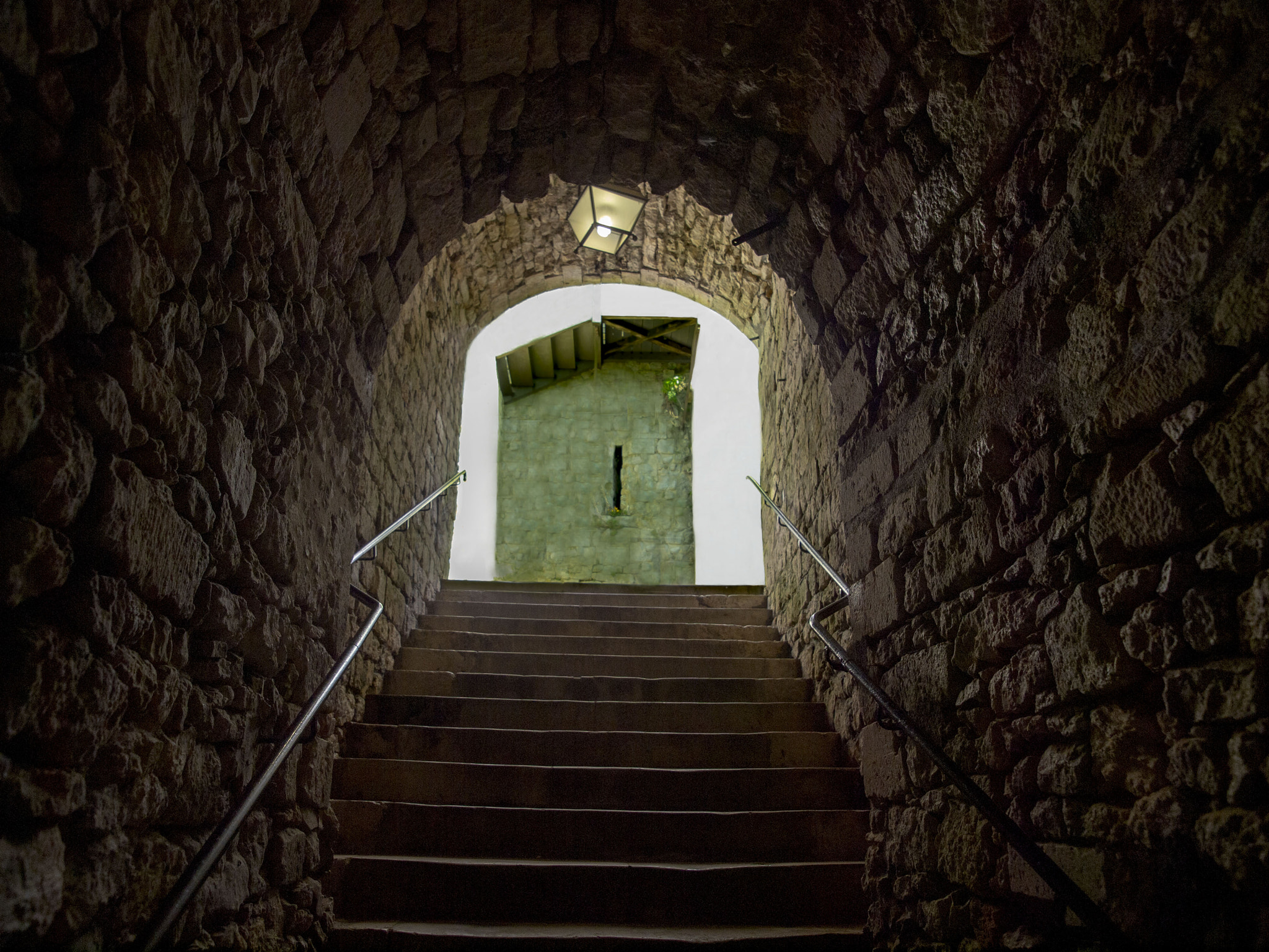 Olympus E-5 sample photo. Mysterious entry. photography