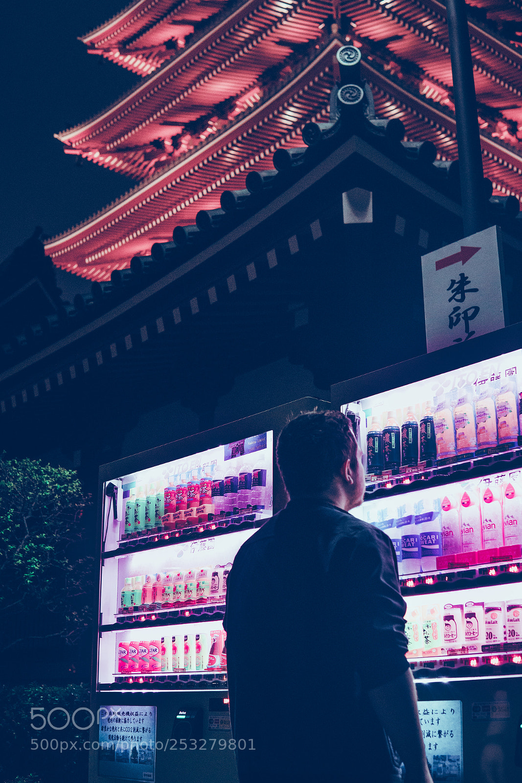 Sony a7R II sample photo. Spiritual cash photography