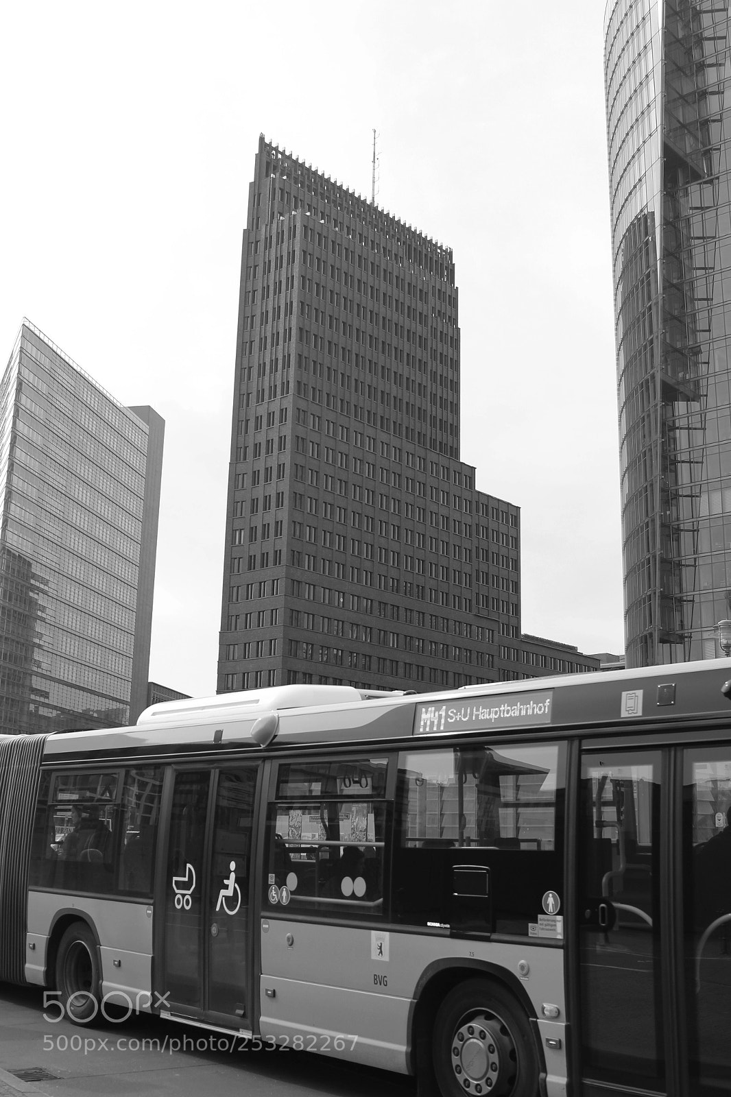 Canon EOS 60D sample photo. Grand floor or more? photography