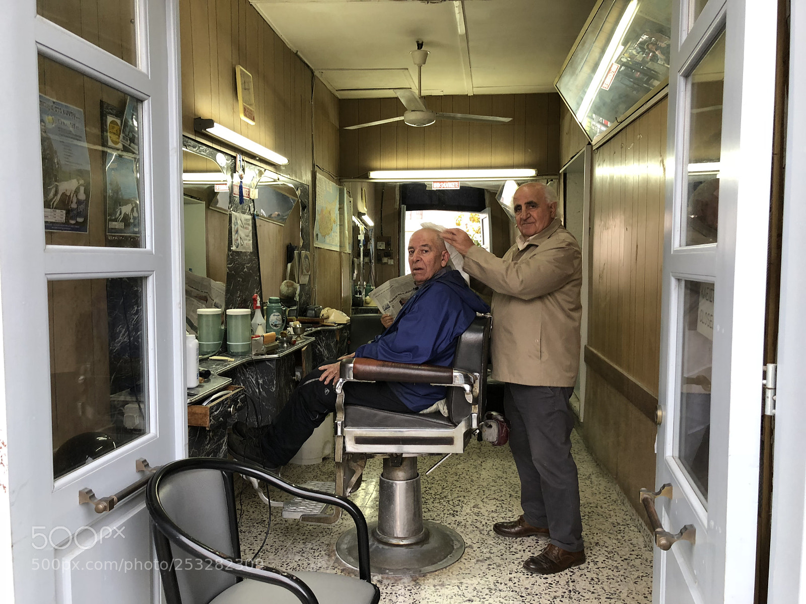 Apple iPhone X sample photo. Barbershop photography