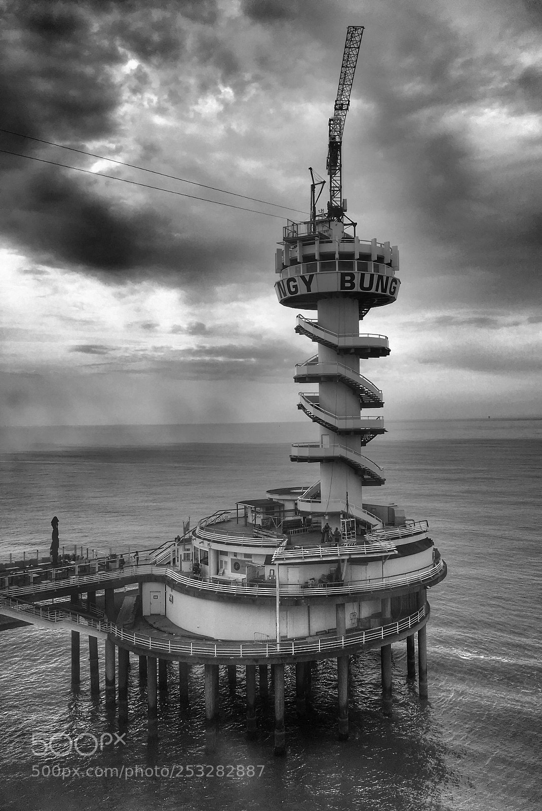 Apple iPhone 6s sample photo. Bungy tower photography