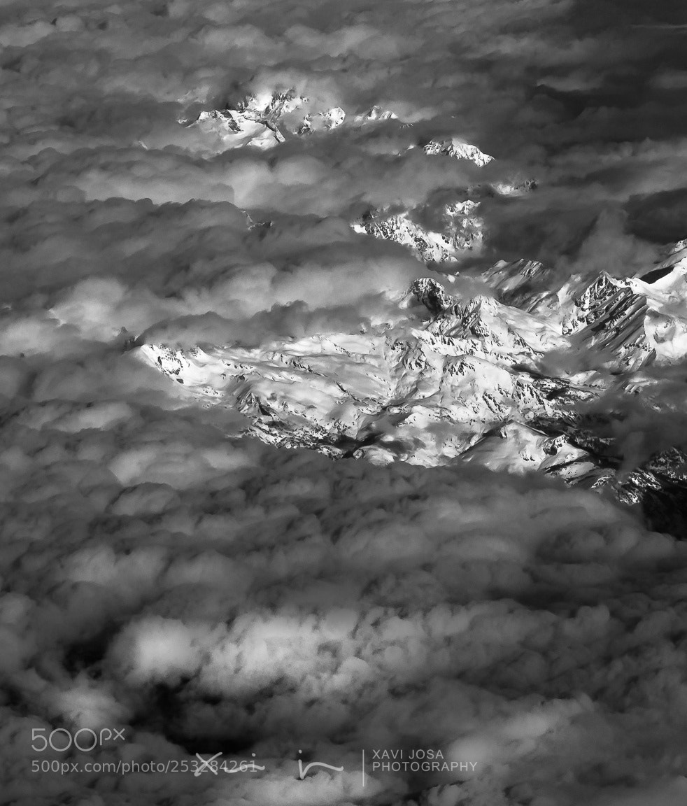 Olympus OM-D E-M1 Mark II sample photo. Above the clouds.. photography