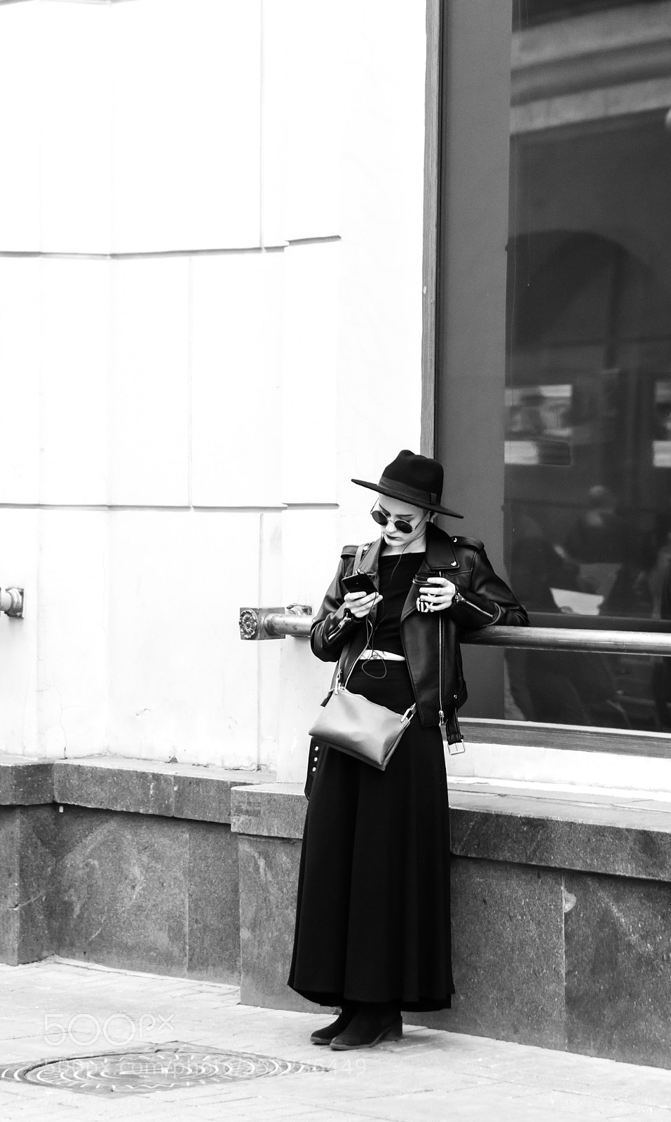 Nikon D5300 sample photo. Lady in black. photography