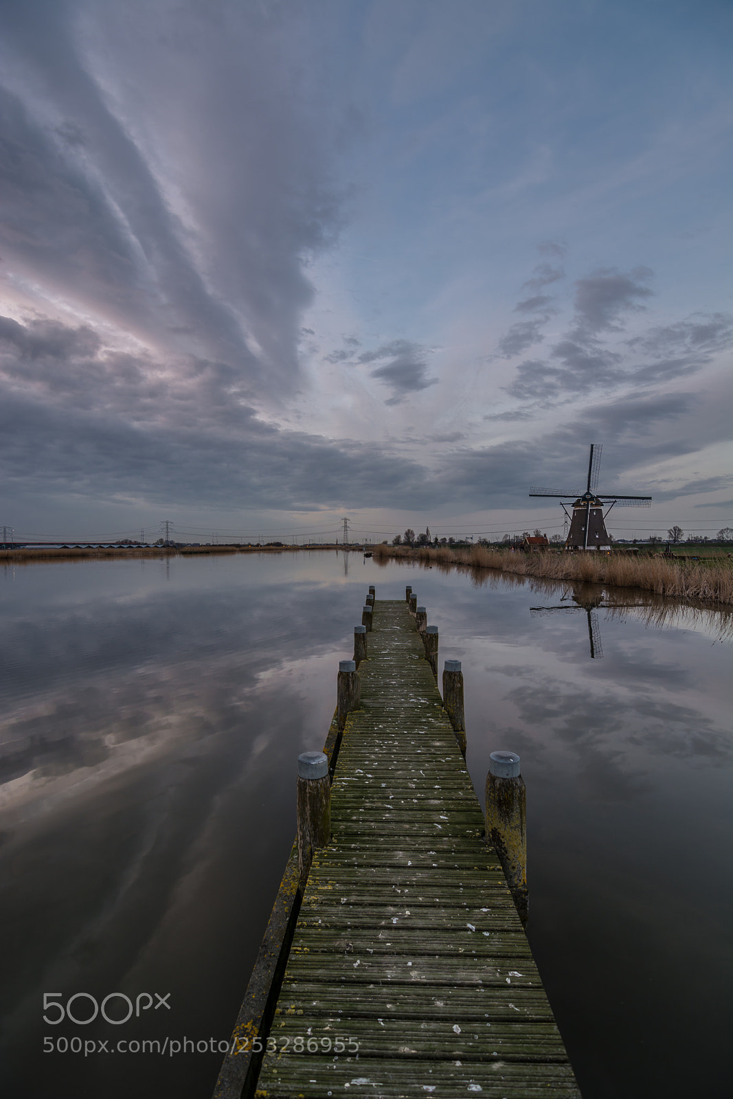 Nikon D5200 sample photo. Silence on the pier photography