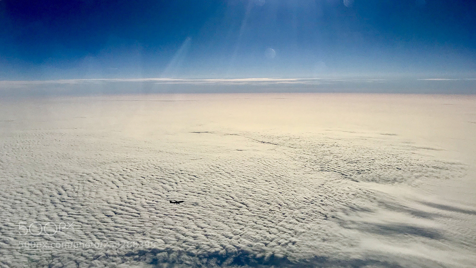 Apple iPhone 7 sample photo. Plane overtake- check your photography