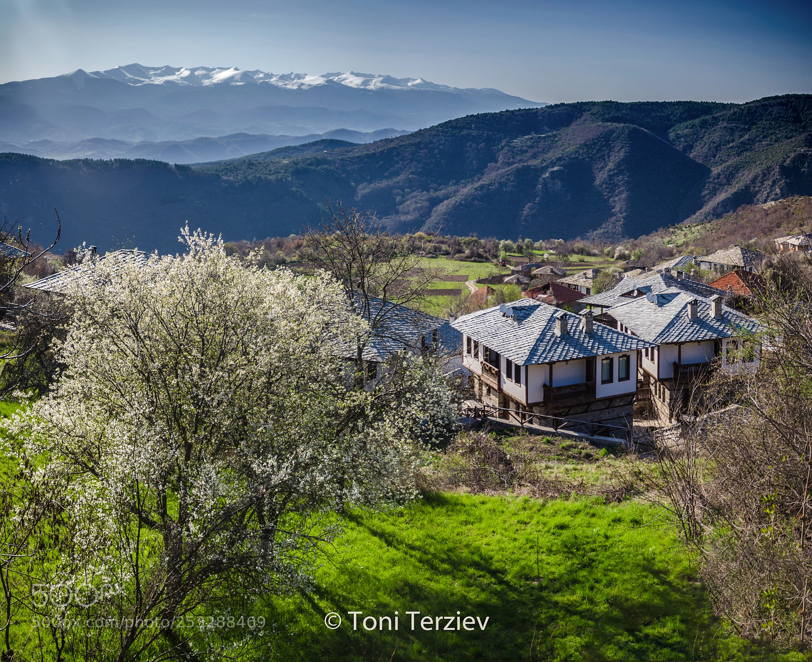 Nikon D5100 sample photo. Rhodope views and pirin photography