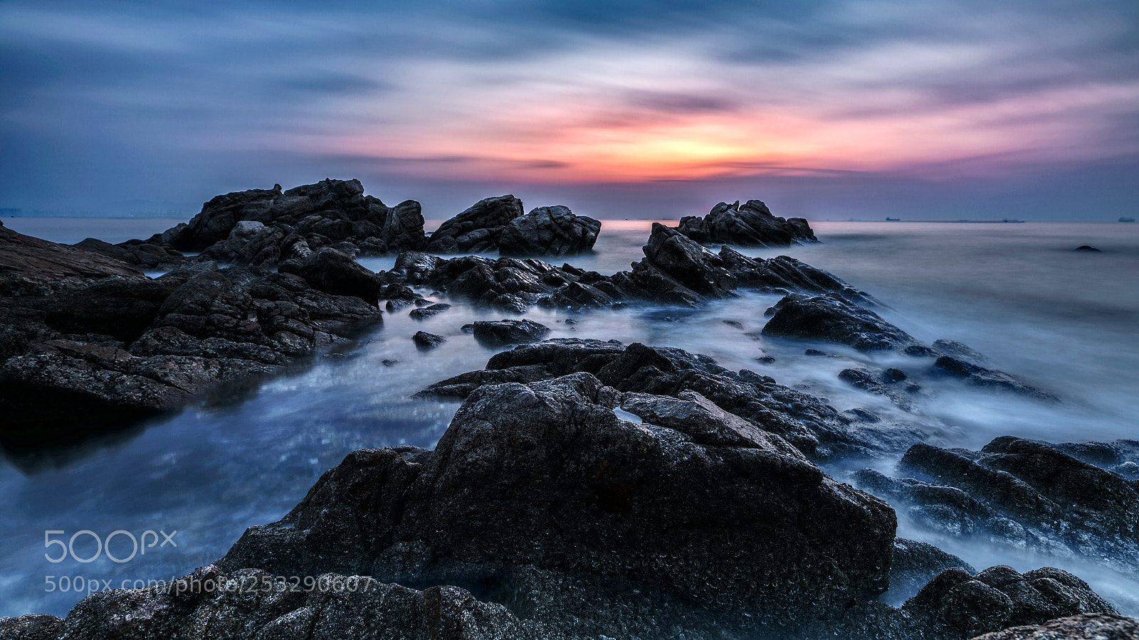 Canon EOS 5DS R sample photo. The day is beginning photography