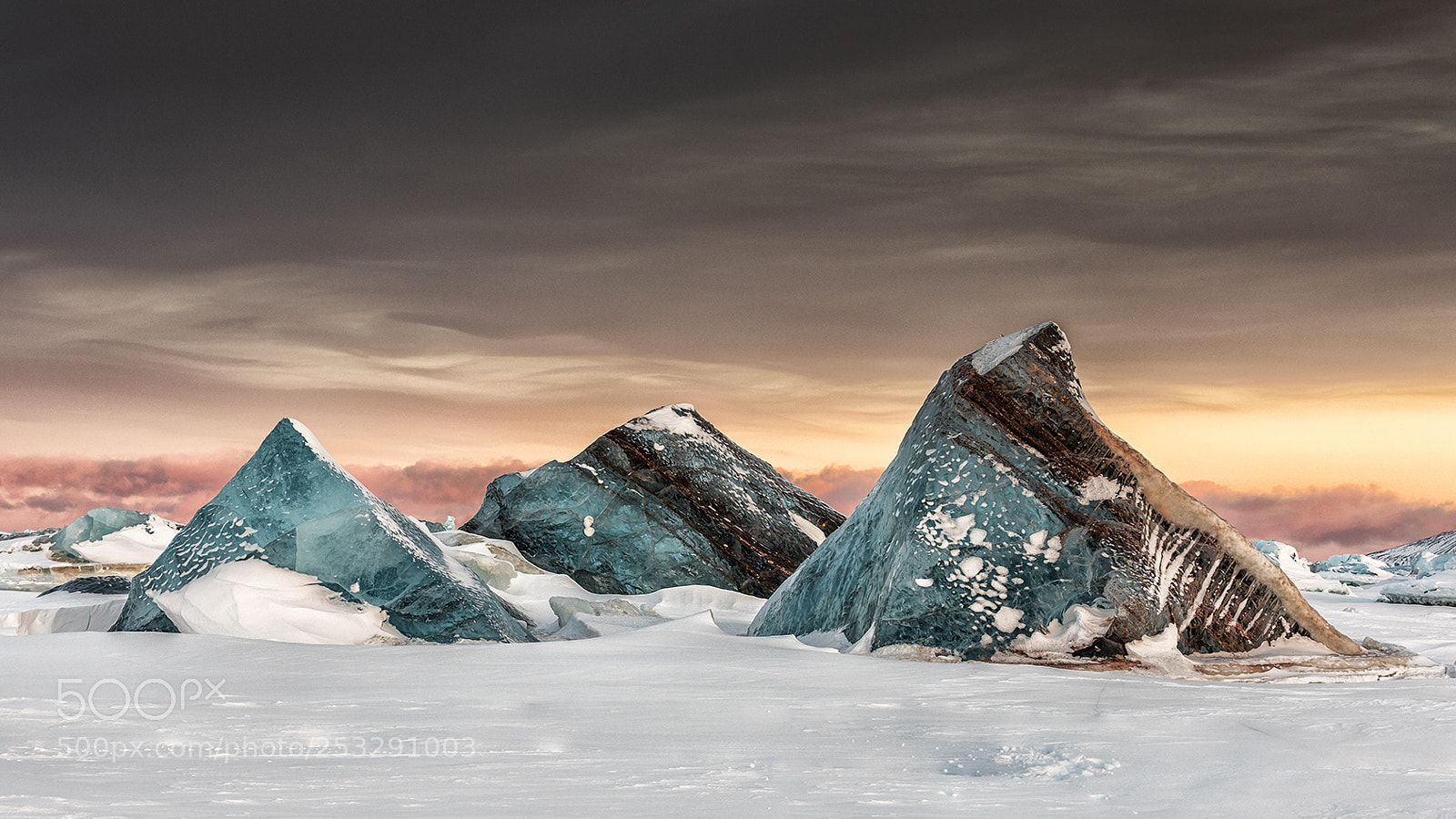 Canon EOS 5D Mark IV sample photo. Arctic landscape photography