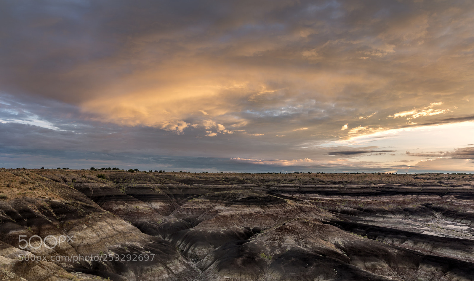 Canon EOS 5D Mark IV sample photo. New mexico badlands sunrise photography