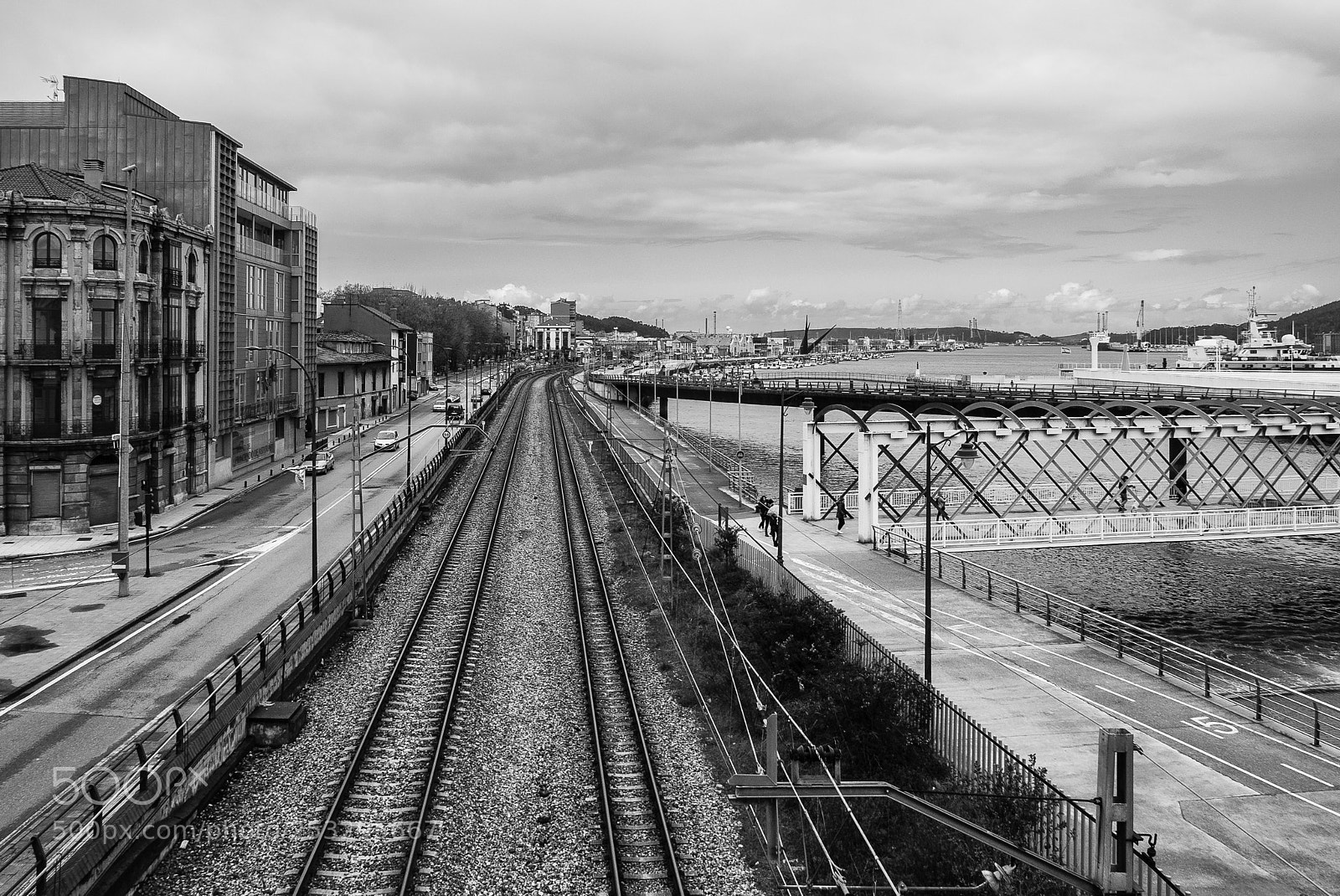 Panasonic Lumix DMC-LX100 sample photo. Avilés ( asturias ) photography