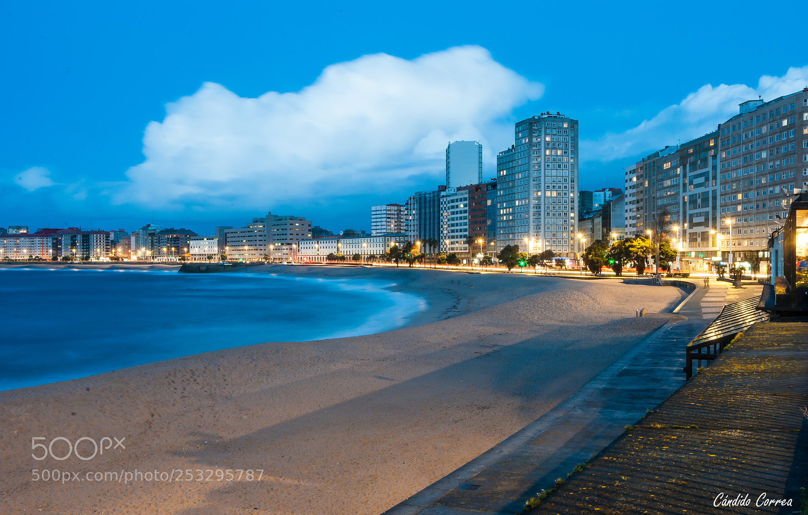 Nikon D3000 sample photo. Hora azul. playa de photography
