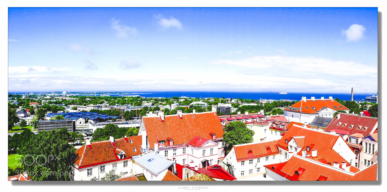 Panasonic Lumix DMC-GX8 sample photo. Tallin cityscape photography