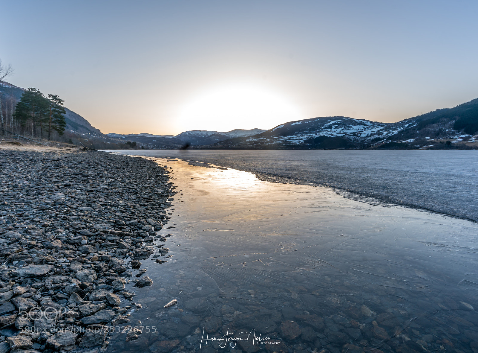 Sony a7R II sample photo. Breaking the ice photography