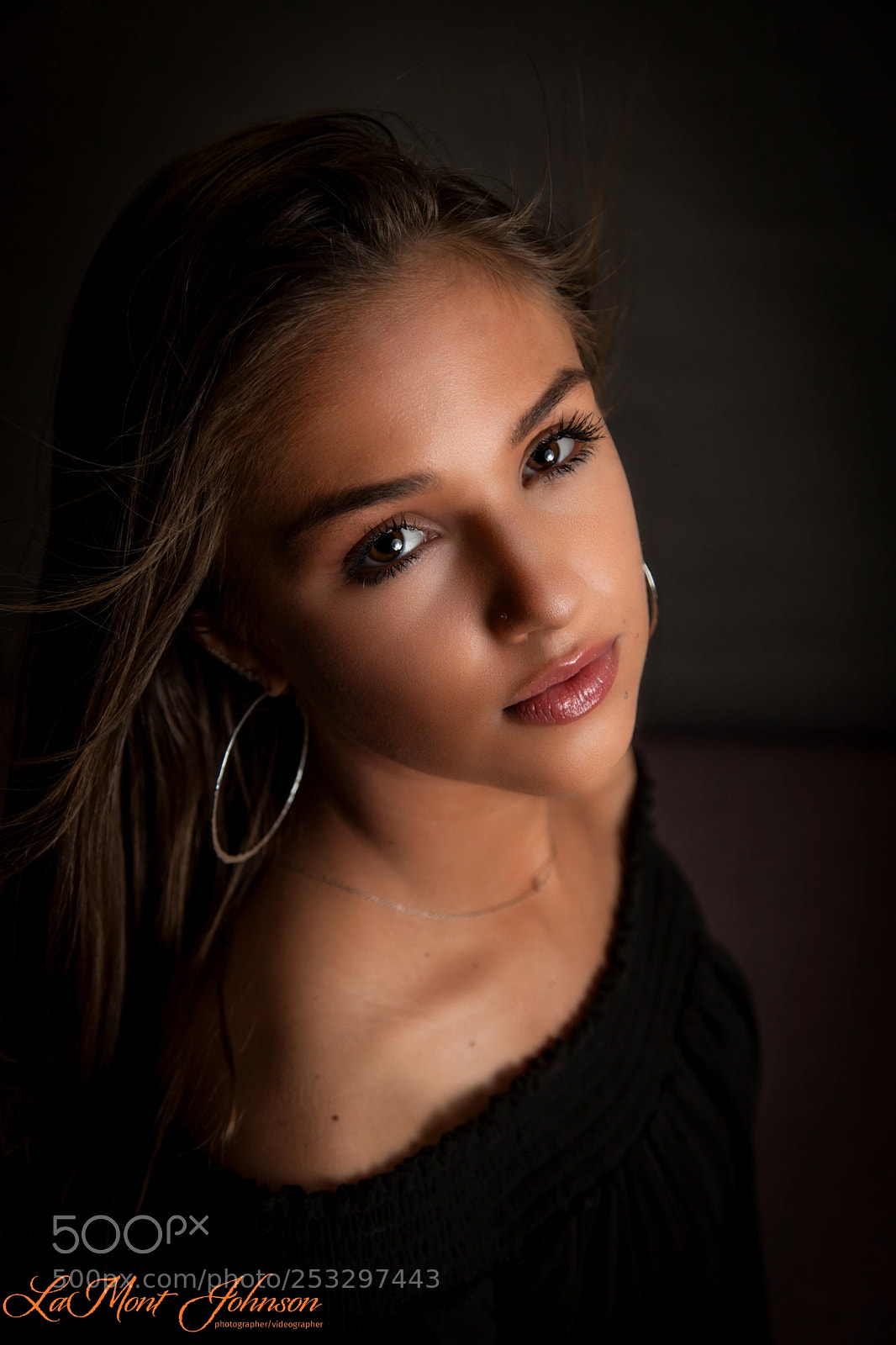 Canon EOS 5D Mark II sample photo. Victoria studio portrait photography