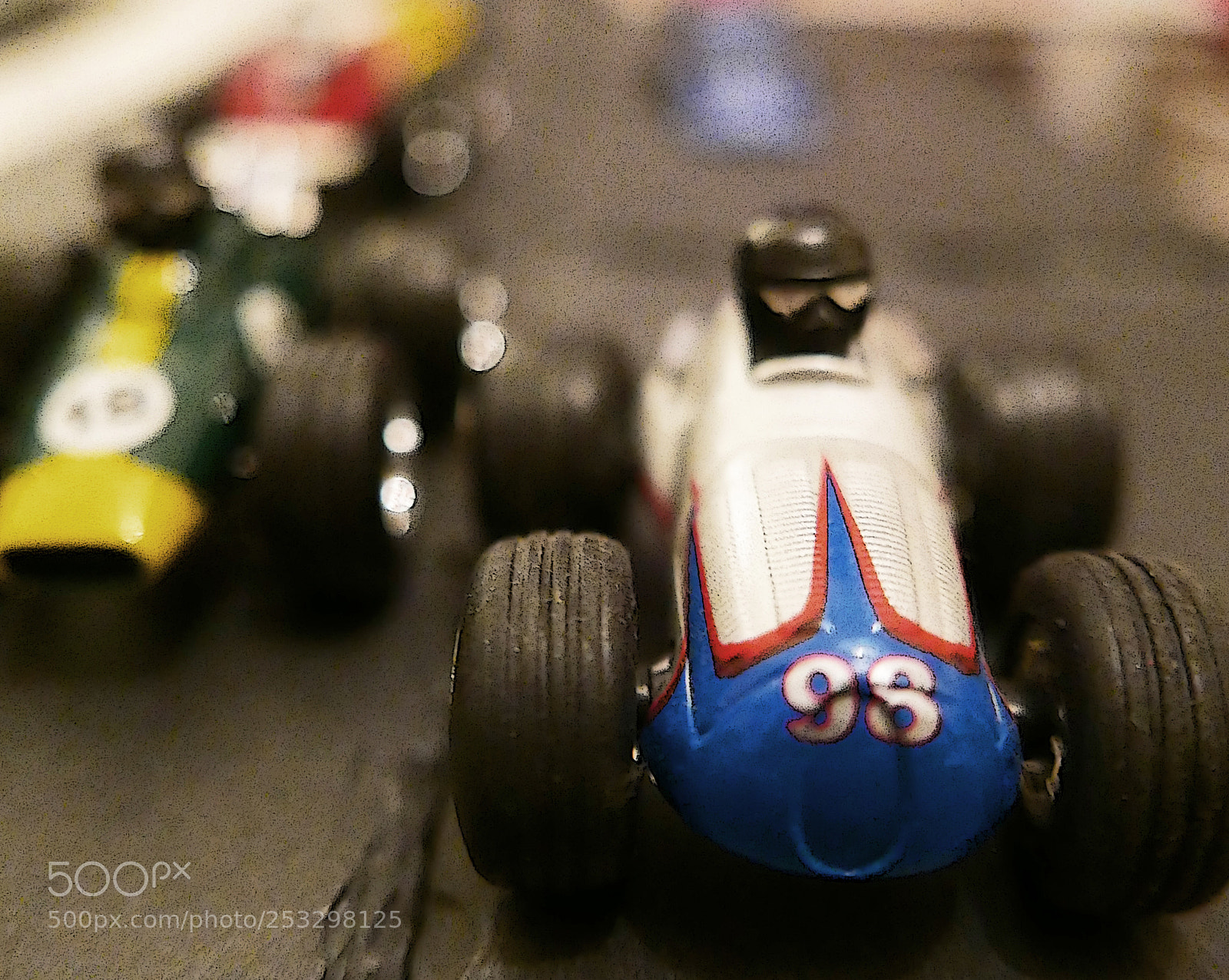 Leica D-Lux (Typ 109) sample photo. The vintage race photography