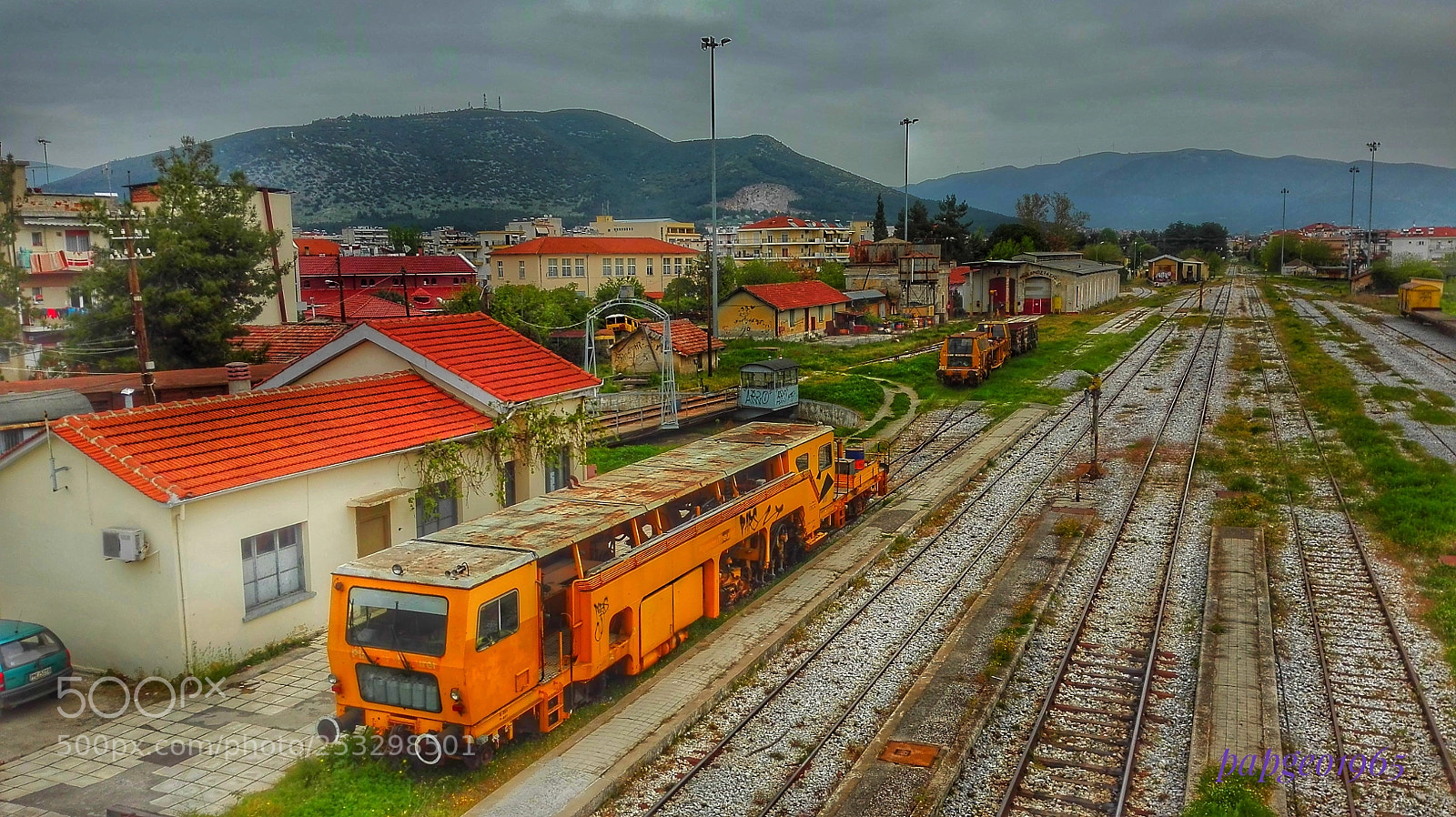 HUAWEI P8 Lite sample photo. Train wagon photography