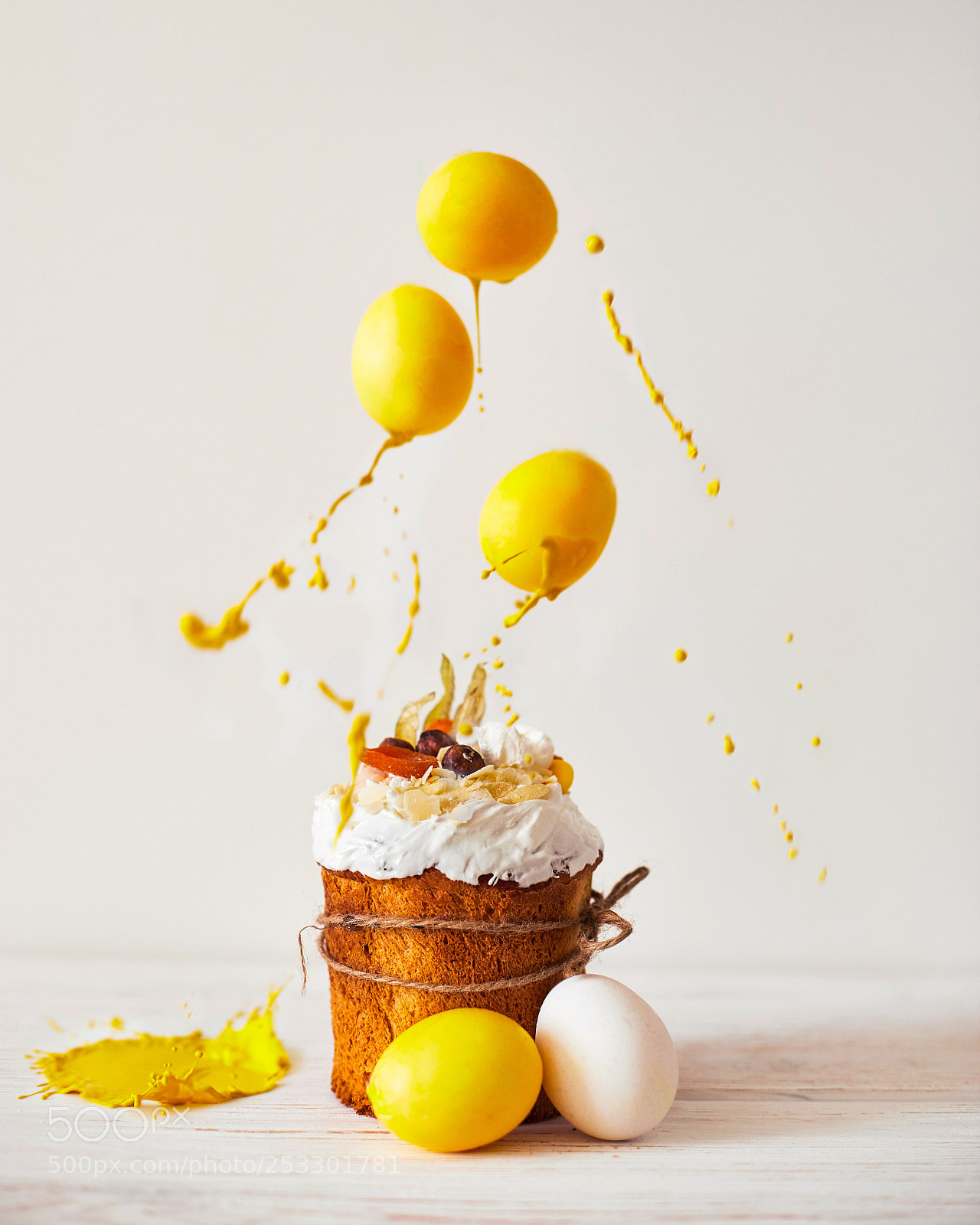 Canon EOS 6D Mark II sample photo. Sweet cake levitation photography