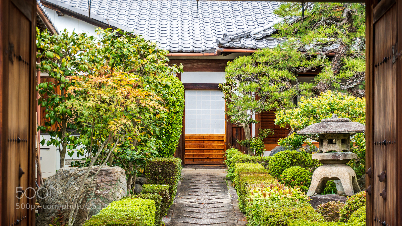 Sony a6300 sample photo. Japanese garden photography