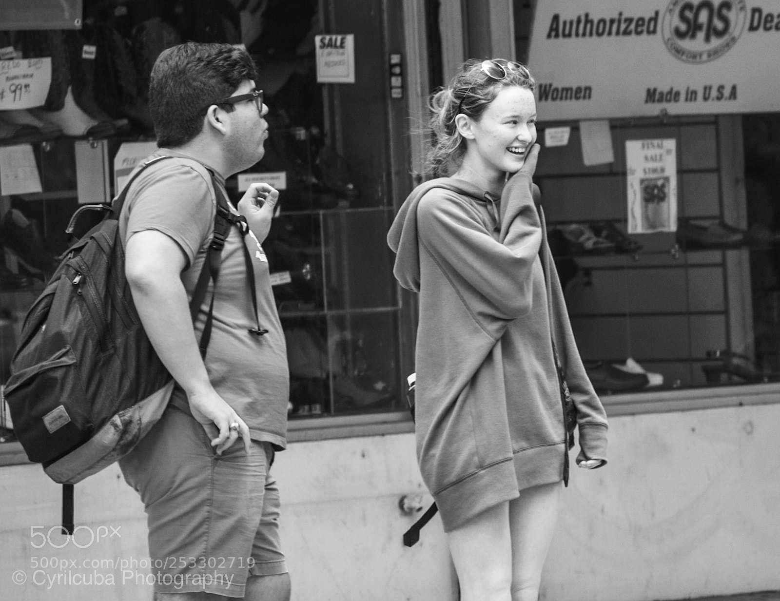 Nikon D5500 sample photo. Students in downtown miami  photography