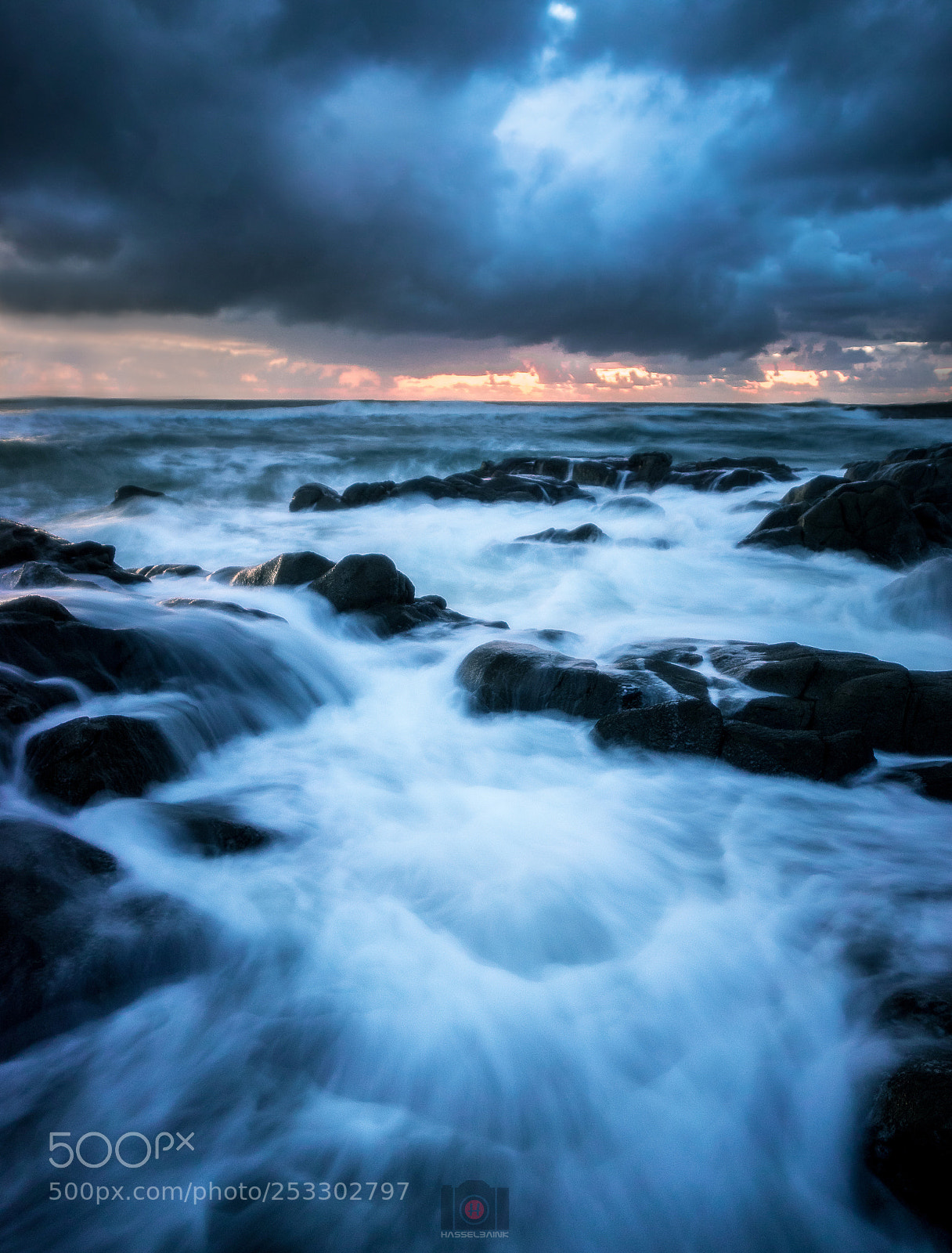 Sony a7 II sample photo. Blue sea photography