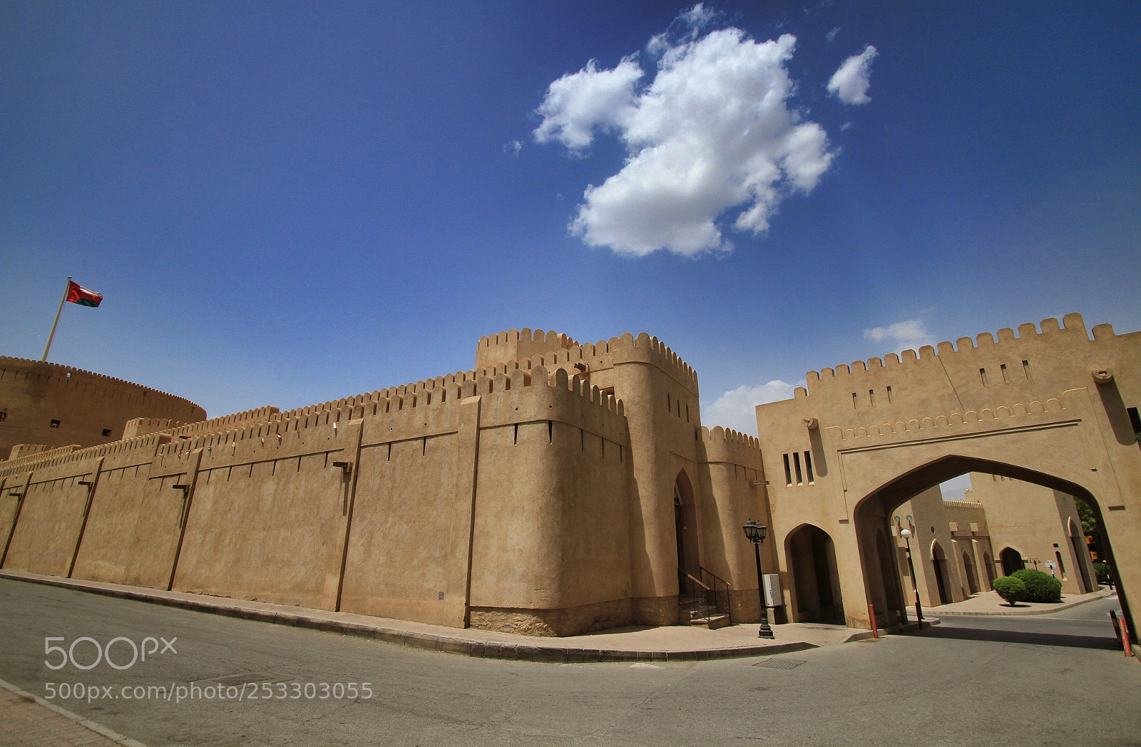 Canon EOS 7D sample photo. Nizwa castle photography
