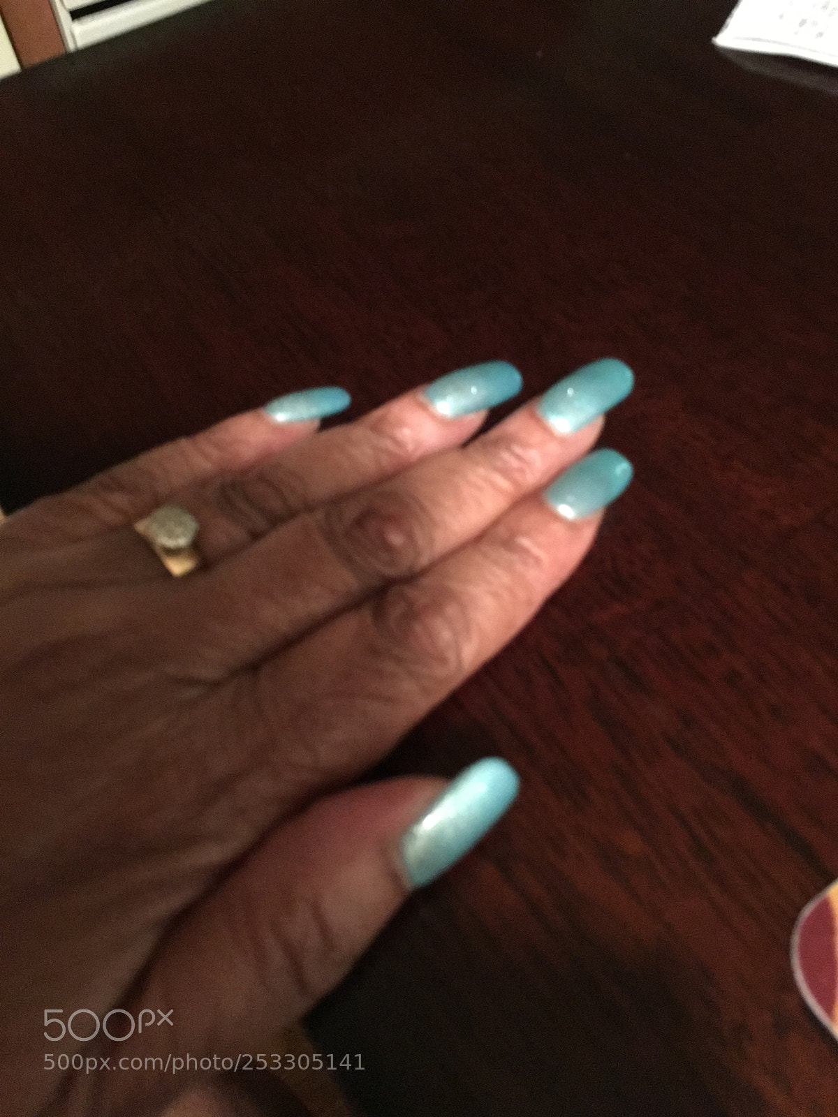 Apple iPhone 6s Plus sample photo. Getting birthday ready the photography
