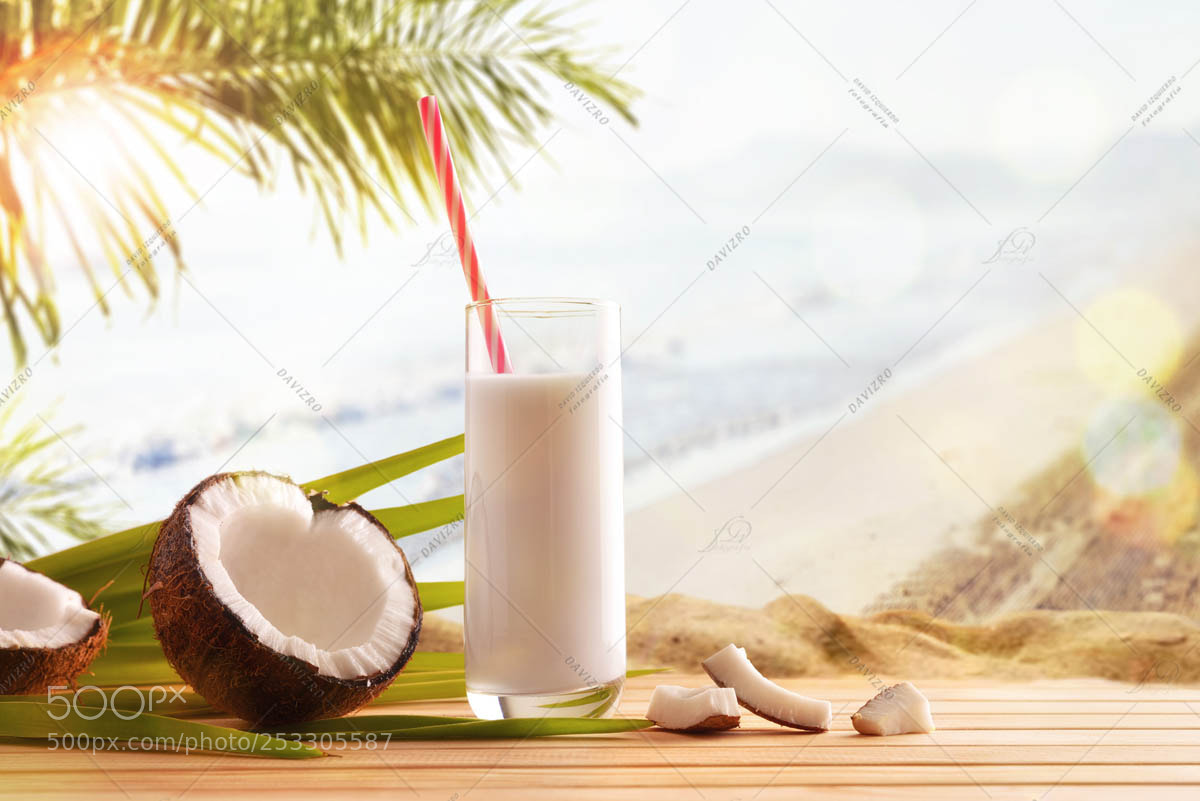 Nikon D810 sample photo. Coconut drink and fruit photography