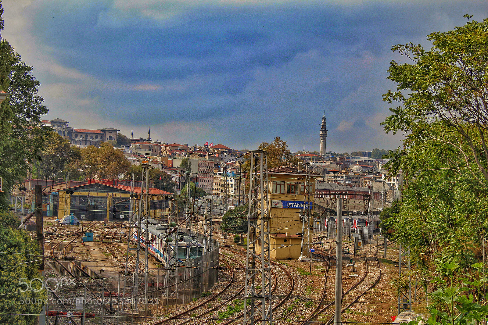 Canon EOS 600D (Rebel EOS T3i / EOS Kiss X5) sample photo. Railway istanbul eminonu turkey photography