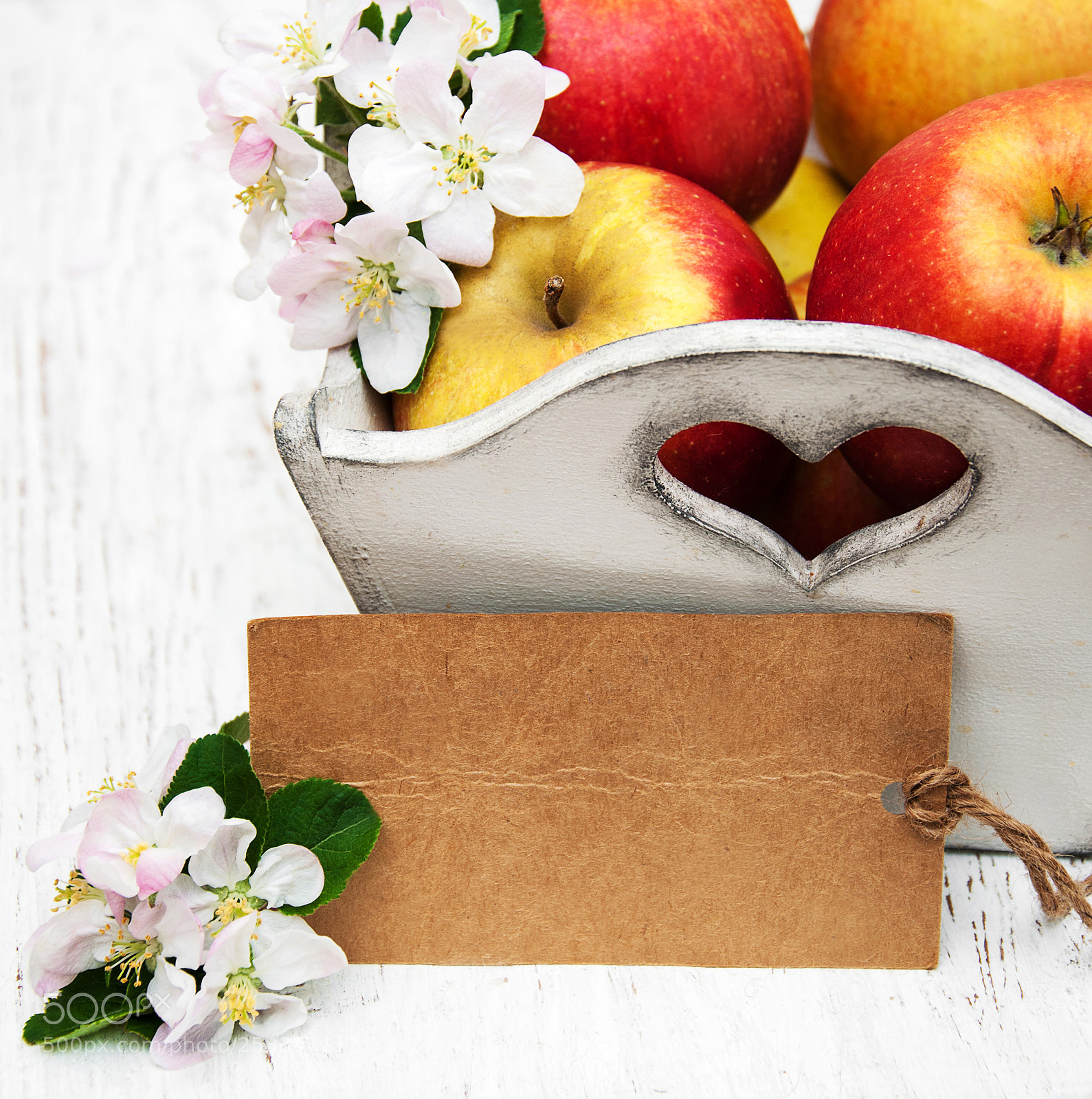 Nikon D90 sample photo. Box with apples photography