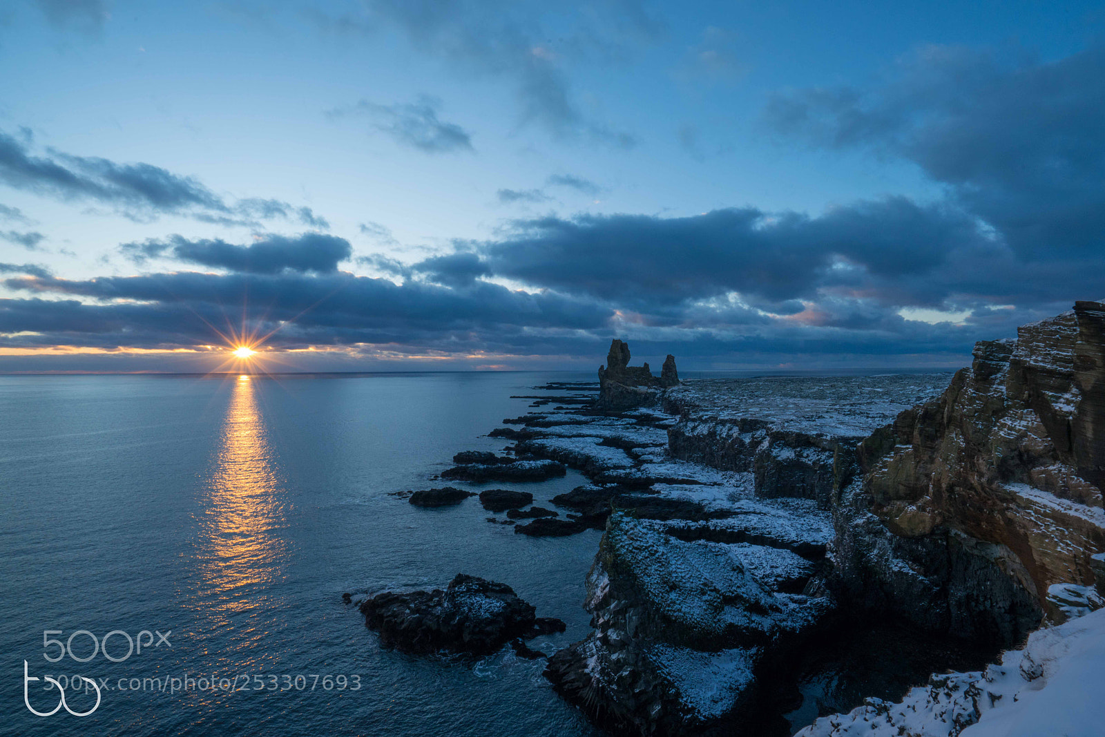 Sony a7R II sample photo. Longrangar towers photography
