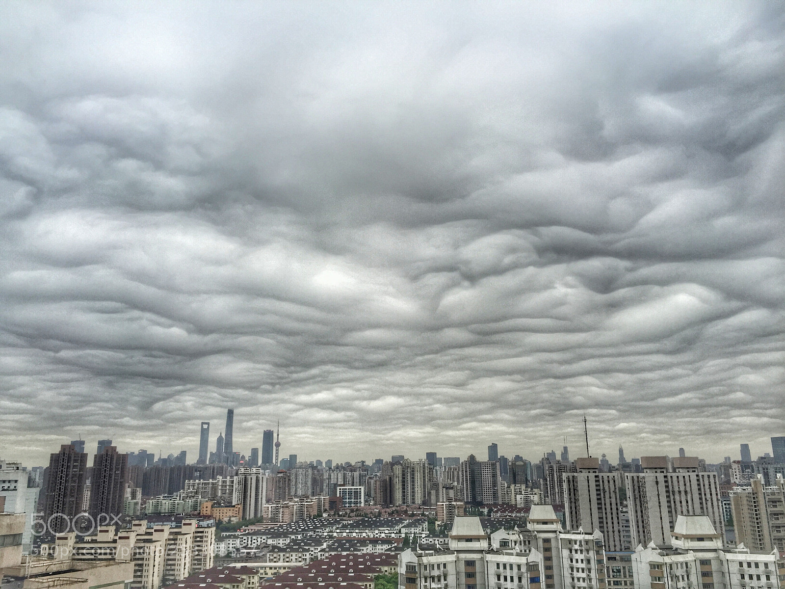 Apple iPhone 6 Plus sample photo. Asperatus 极其罕见的糙面云 photography
