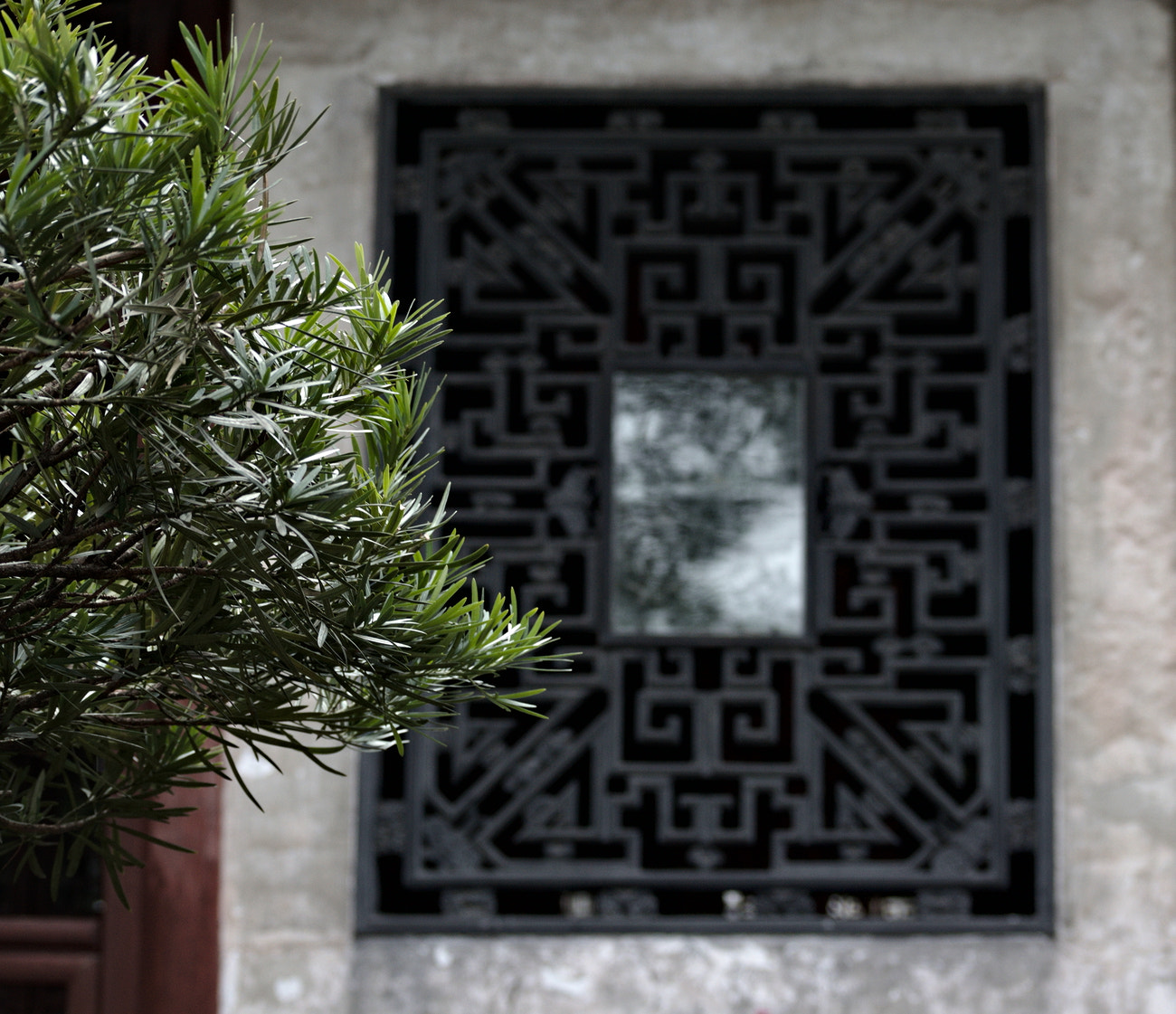 Nikon D3100 sample photo. Window photography