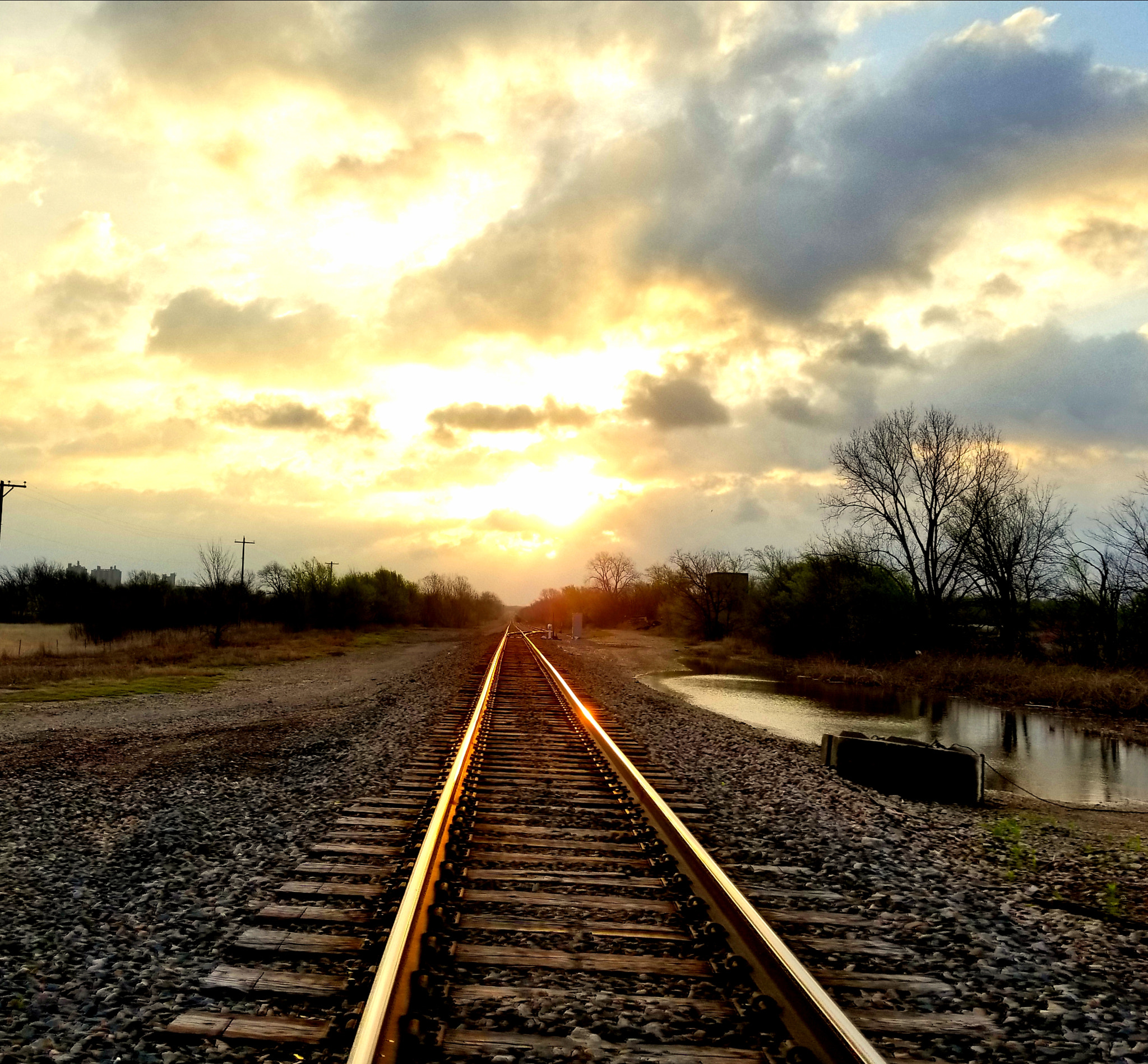 Samsung Galaxy S8 Active sample photo. Railway to heaven photography