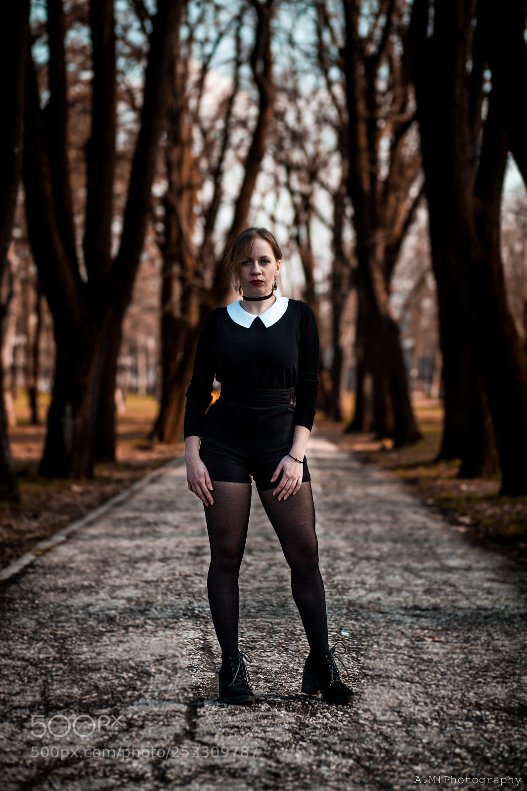 Canon EOS 5D Mark II sample photo. Black colady i photography