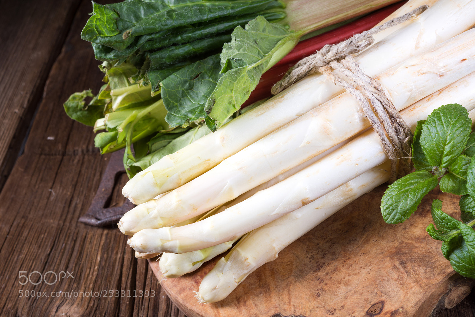 Nikon D810 sample photo. Delicious white asparagus photography