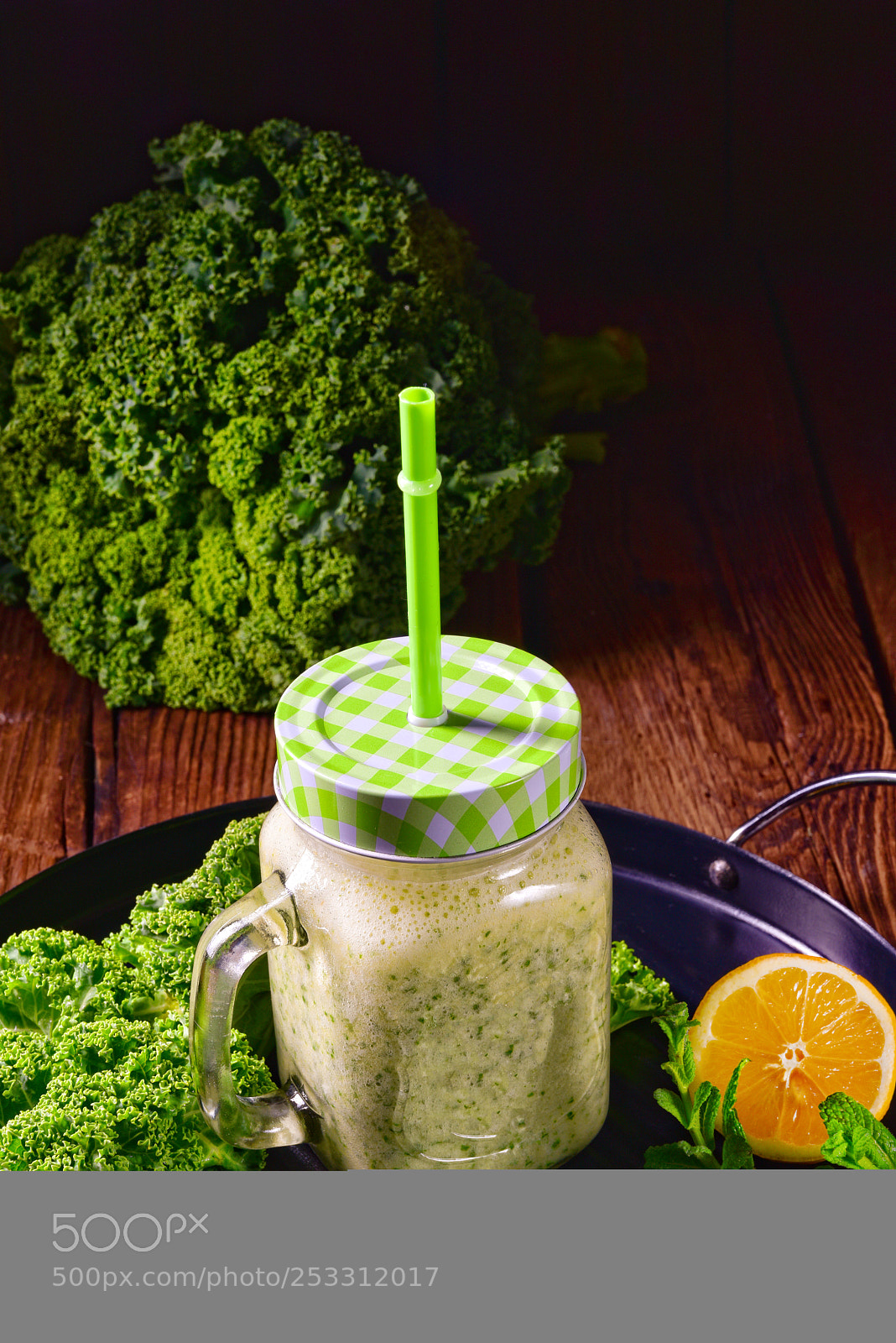 Nikon D810 sample photo. Kale banana smoothie photography
