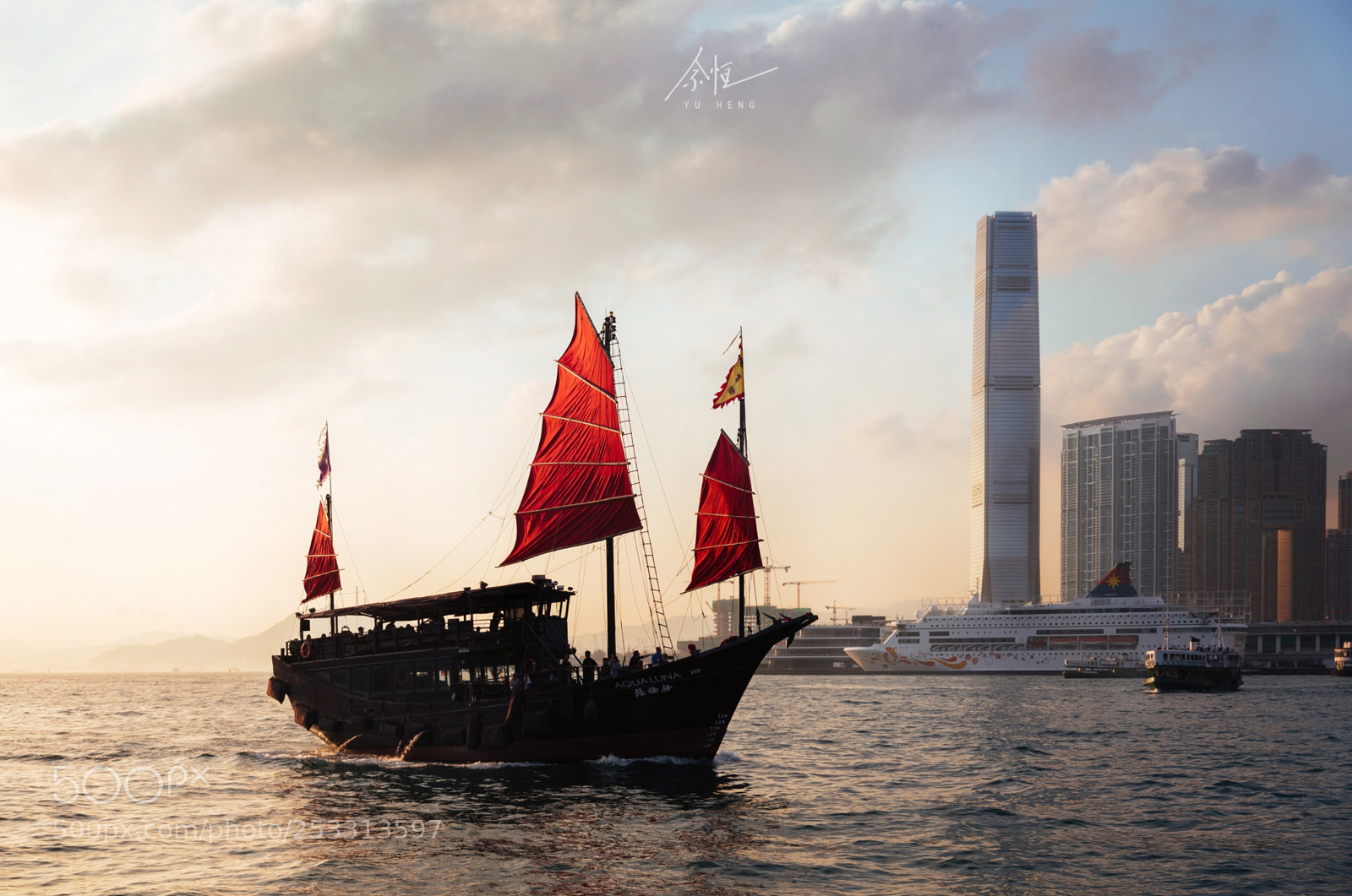 Canon EOS 5D Mark IV sample photo. Hk aqualuna photography