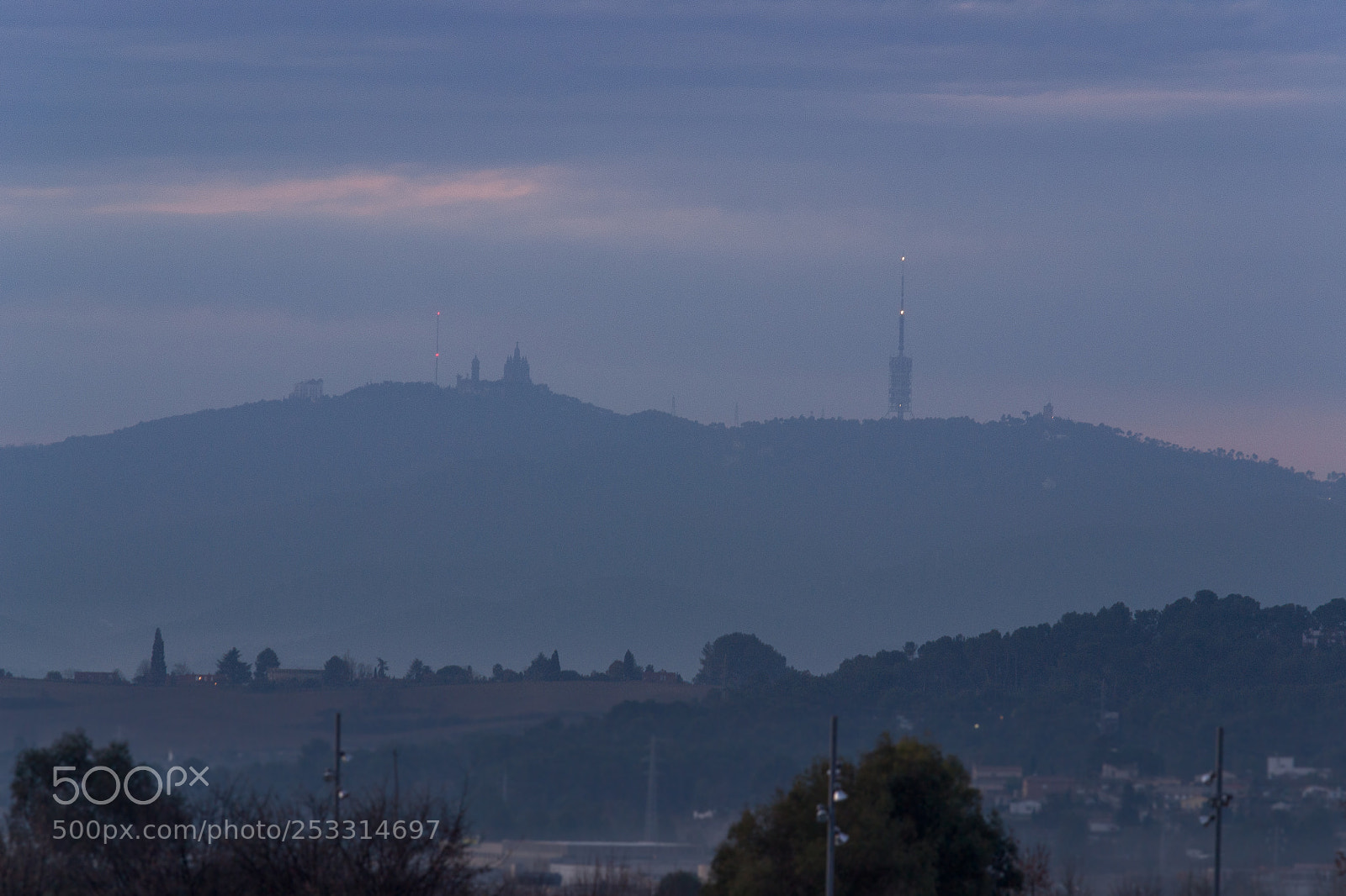 Nikon D3100 sample photo. Despertando con niebla photography