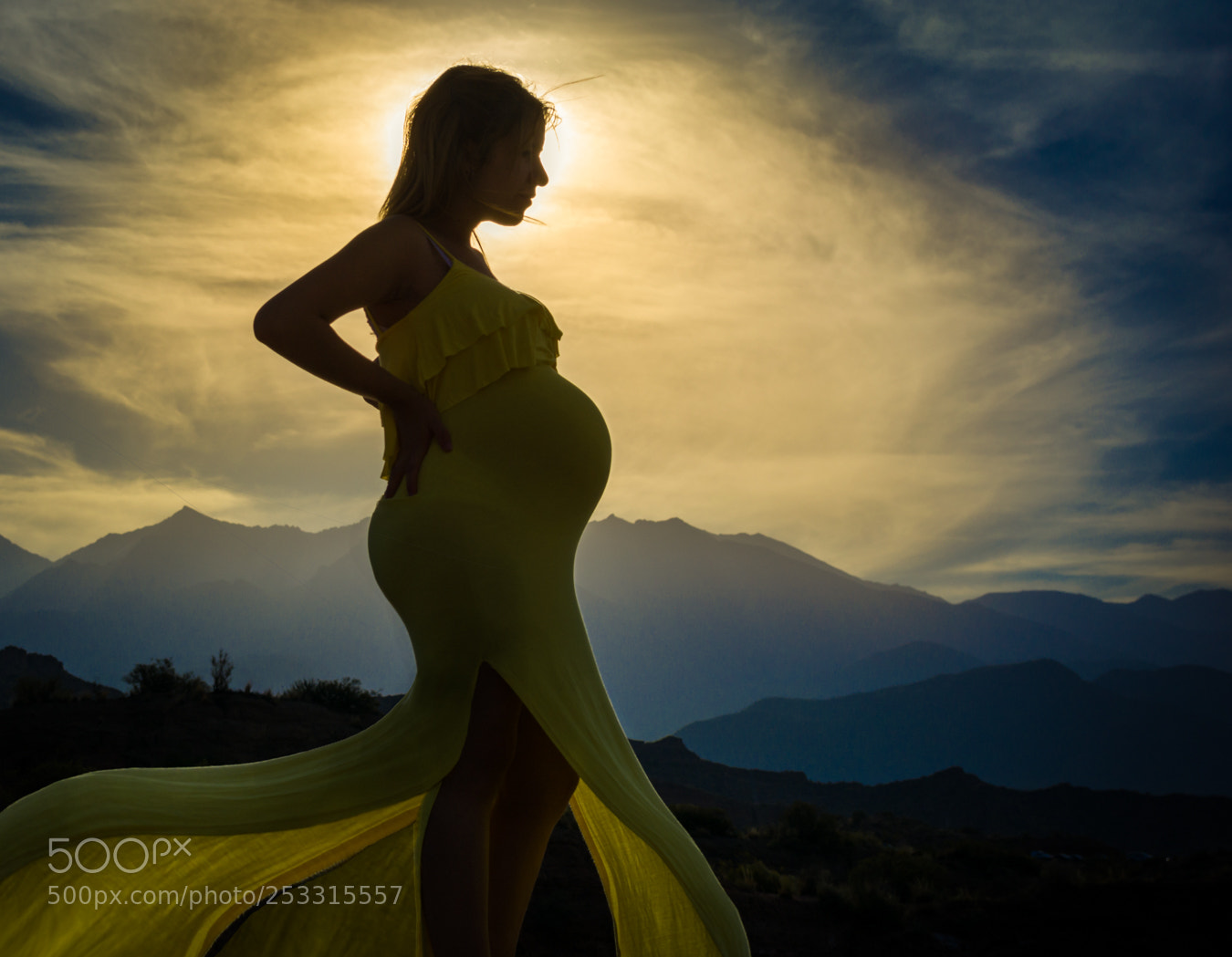 Nikon D5200 sample photo. Pregnant photography