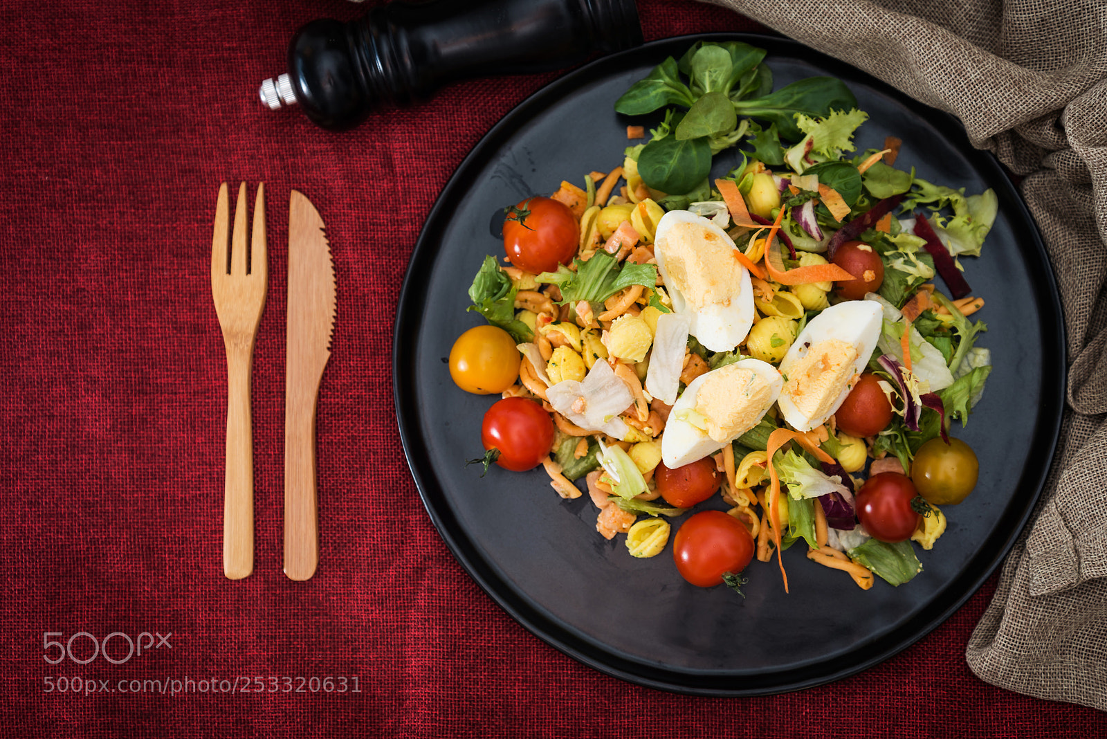 Nikon D800 sample photo. Fresh salad - delicious photography