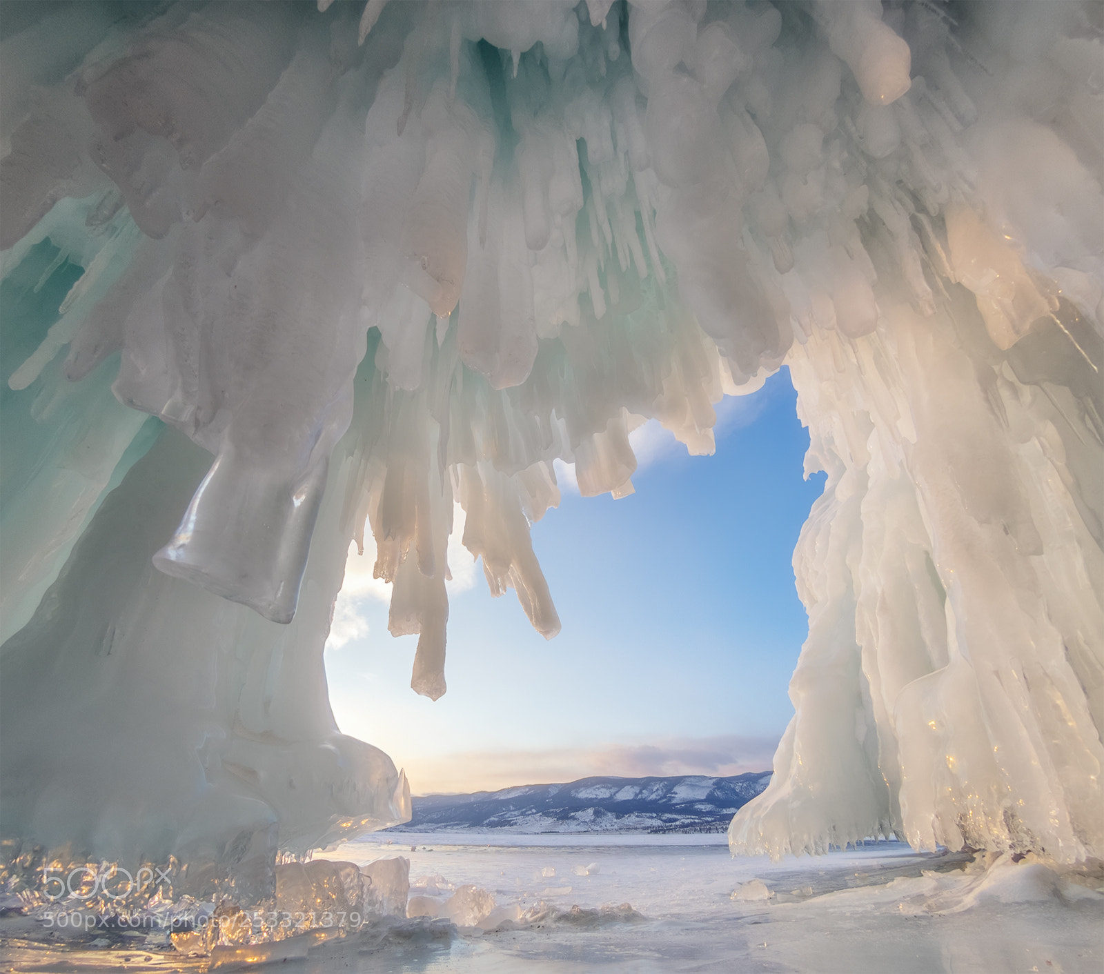 Olympus OM-D E-M1 sample photo. The ice grottoes of photography