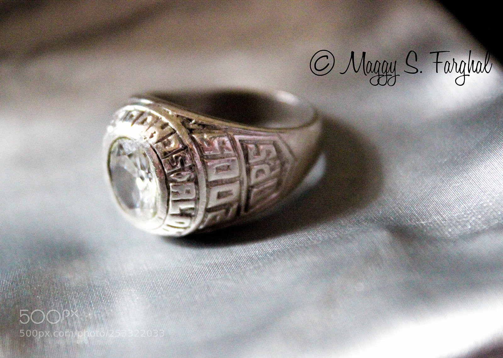 Canon EOS 600D (Rebel EOS T3i / EOS Kiss X5) sample photo. The ring 2 photography