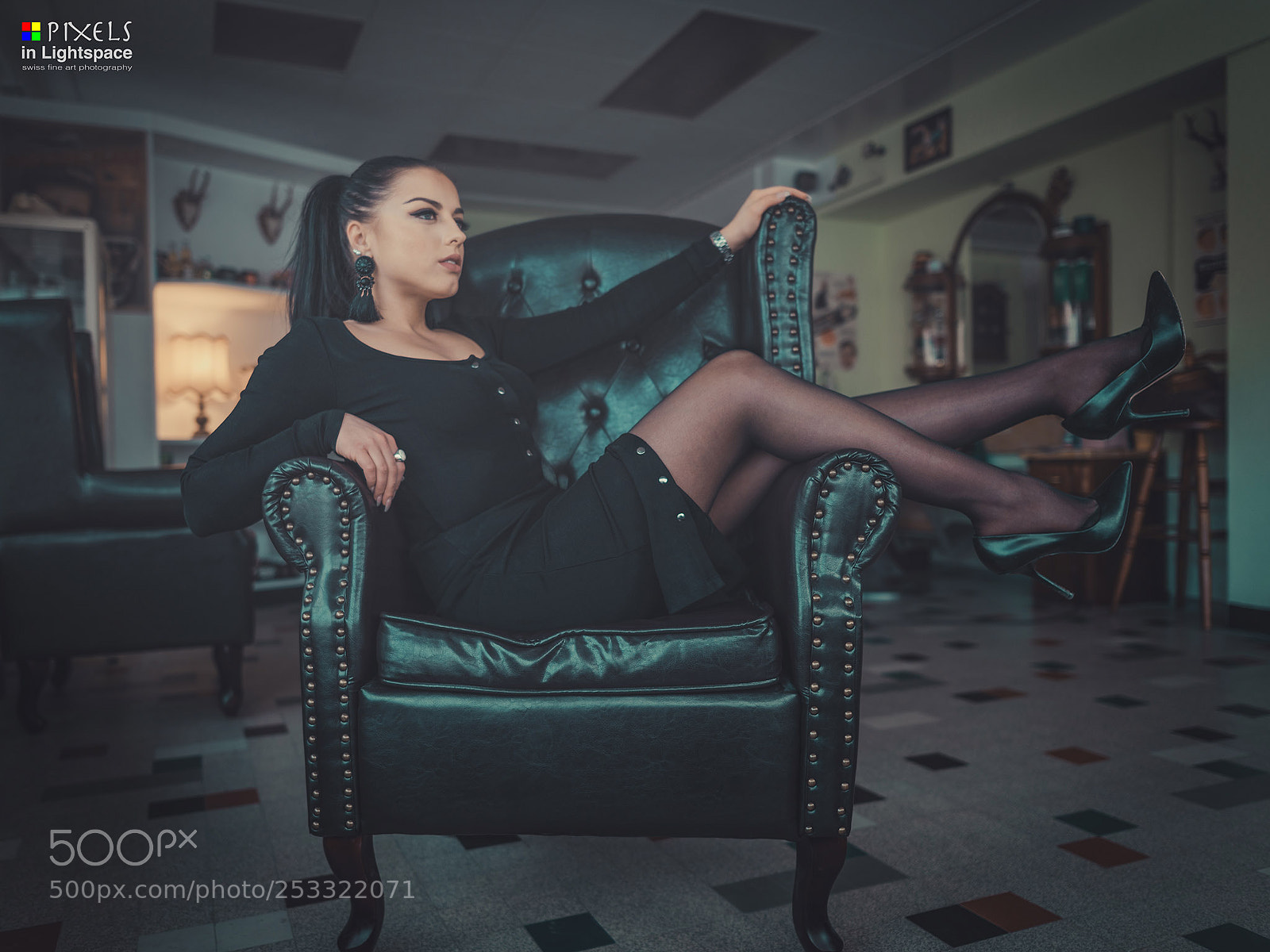 Nikon D810 sample photo. Do you sit comfortably photography