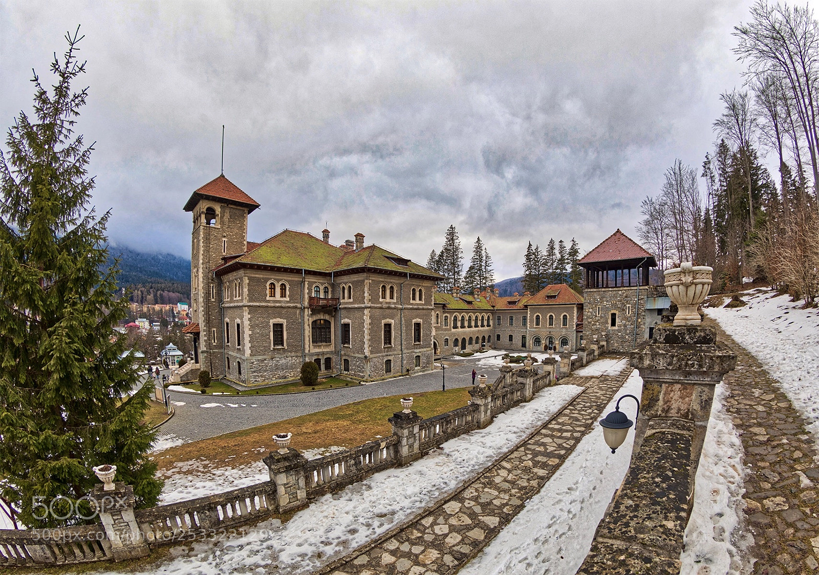 Canon EOS 5D Mark IV sample photo. Cantacuzino castle is situated photography