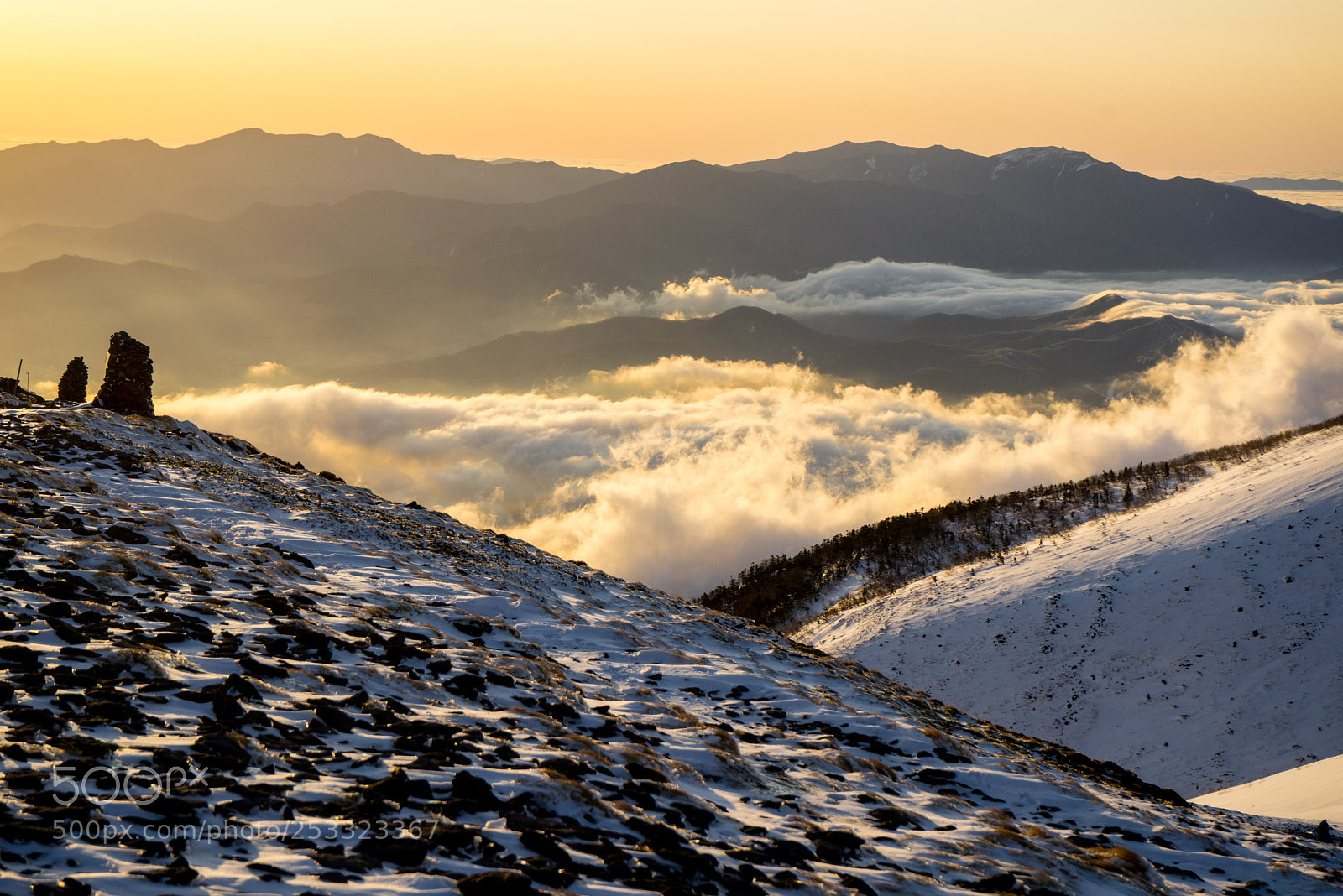 Sony a7R sample photo. Snow, sunshine, cloud photography