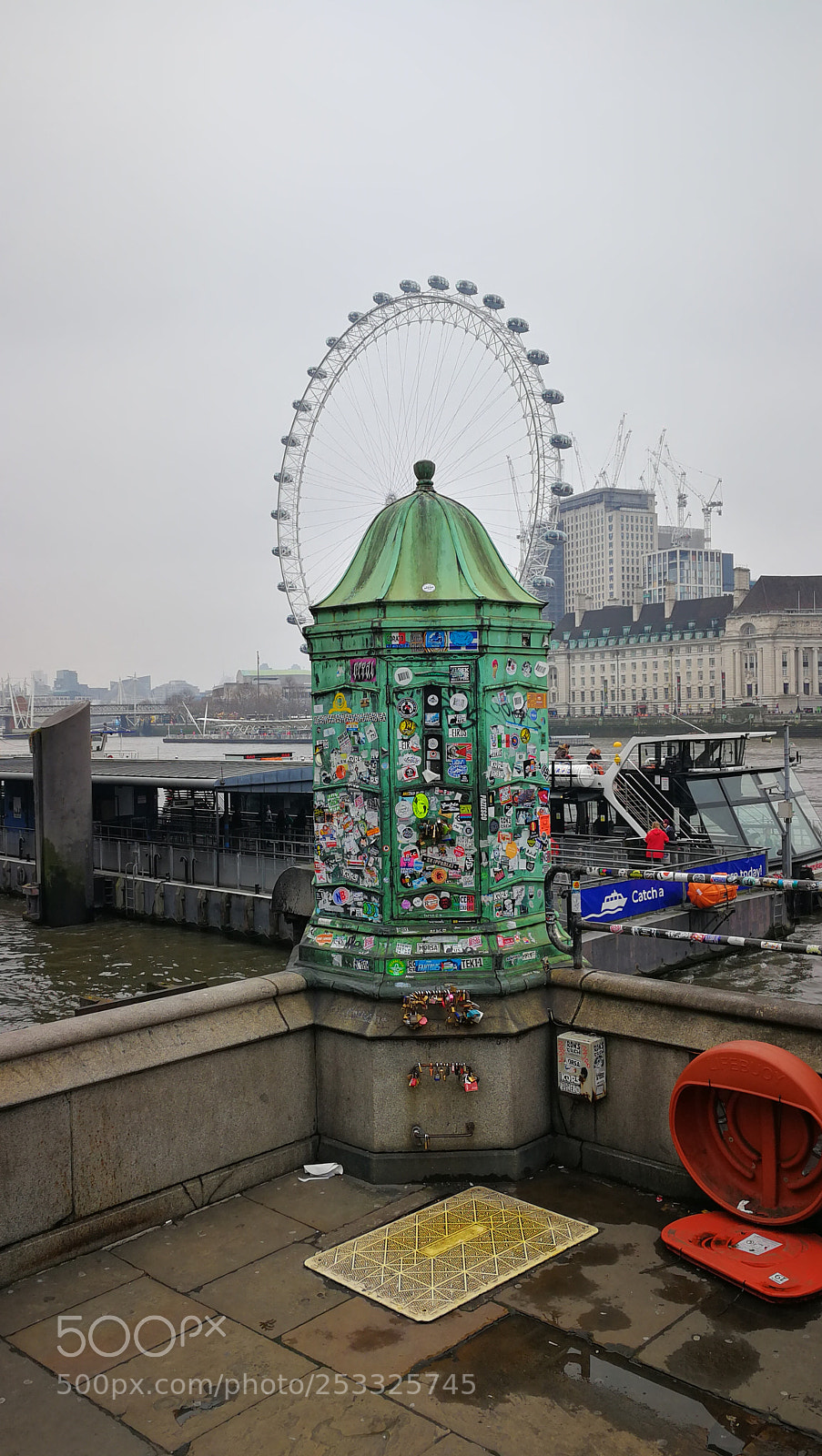 HUAWEI Mate 9 sample photo. Crow in london photography