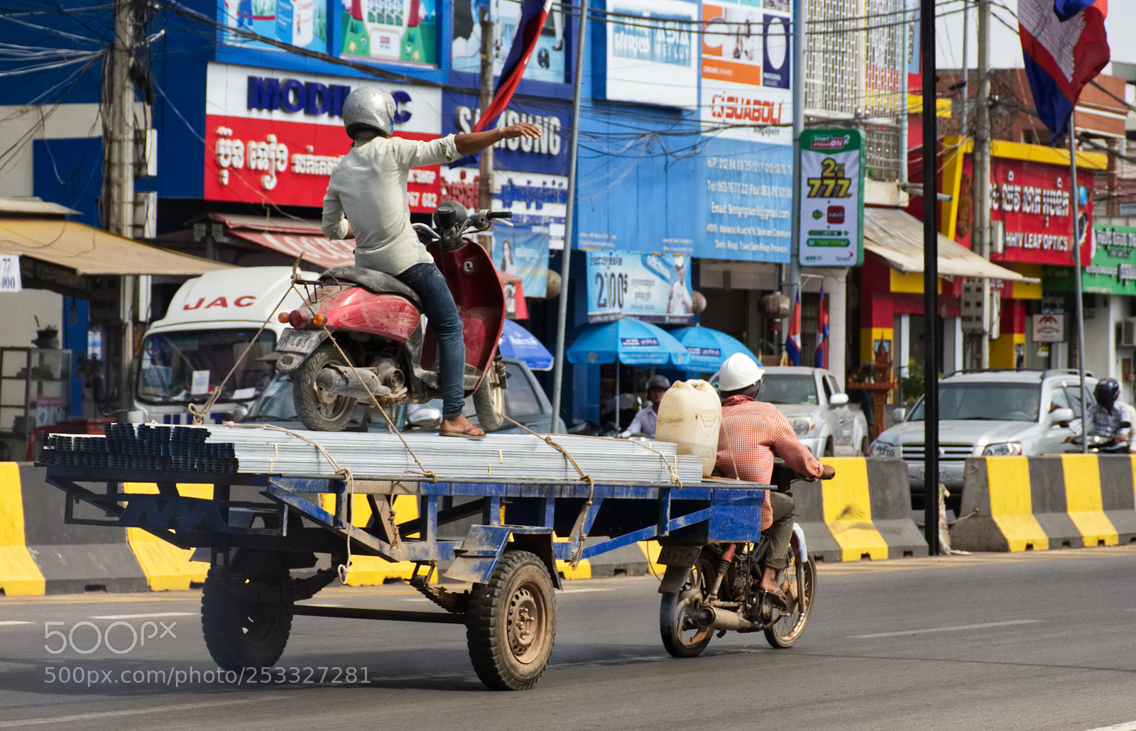 Nikon D7200 sample photo. Going to work in photography