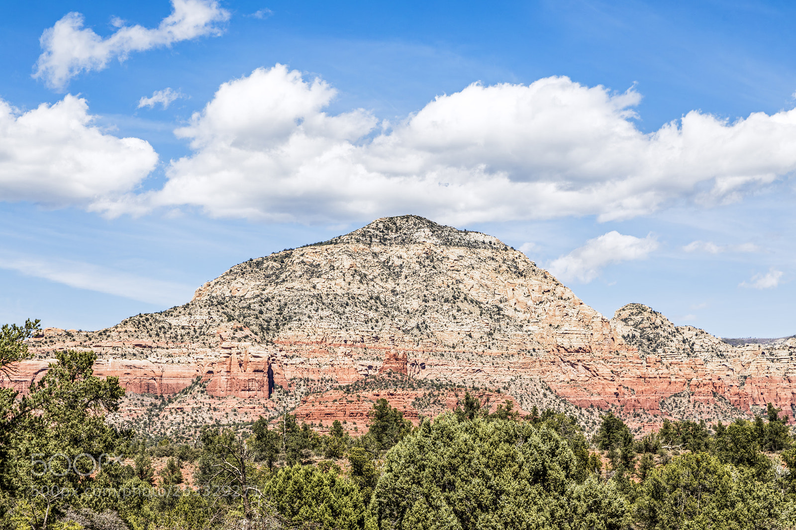 Canon EOS 5D Mark IV sample photo. Sedona's capitol butte or photography
